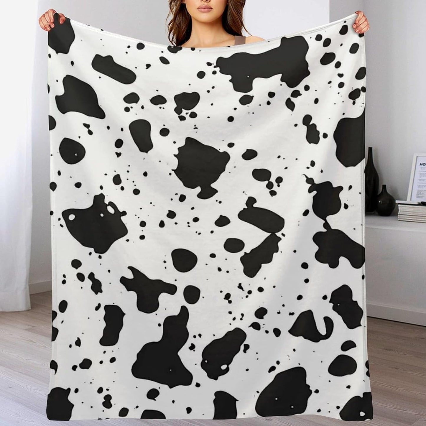 Dalmatian Animal Print Throw Blanket for Couch Bed Plush Cozy Fuzzy Flannel Blanket for All Season 40"x50"