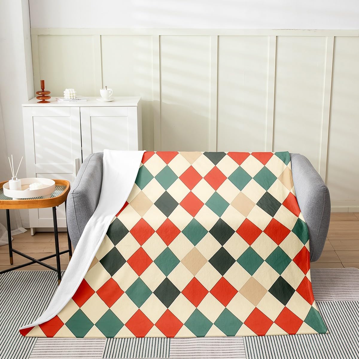 Diamond Plaid Super Soft Flannel Blanket,Green Red Geometric Pattern Fleece Throw Blankets for Couch Bed,Modern Couch Throw Bed Warm Cozy Decorative Blanket Twin 60"x80"