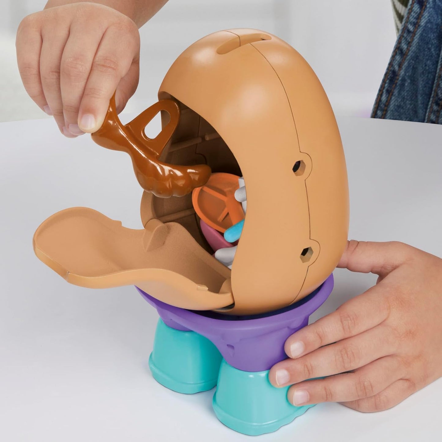 Potato Head Express Yourspud Playset with 1 Potato Body and 32 Accessories, Creative Toddler and Preschool Toys for Boys and Girls 2 Years and Up (Amazon Exclusive)