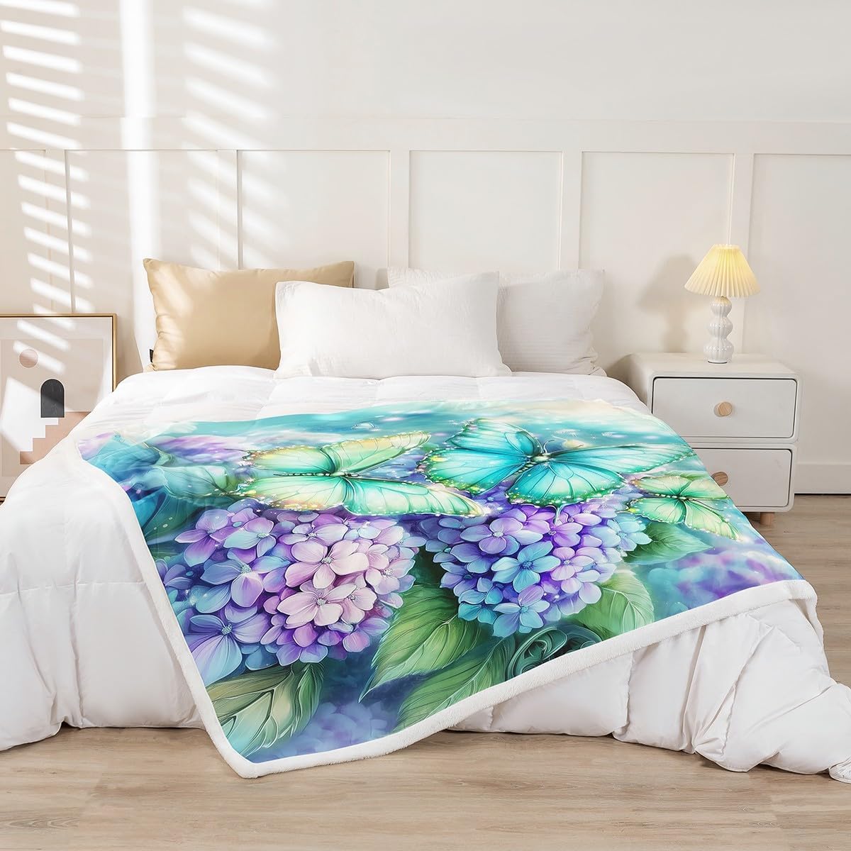 Teal Butterfly Fleece Blankets,Romantic Purple Hydrangea Flowers Throw Blanket for Sofa Adults,Watercolor Spring Floral Garden Paint Soft Blanket Bed Couch,Queen (90 x 90 Inches)