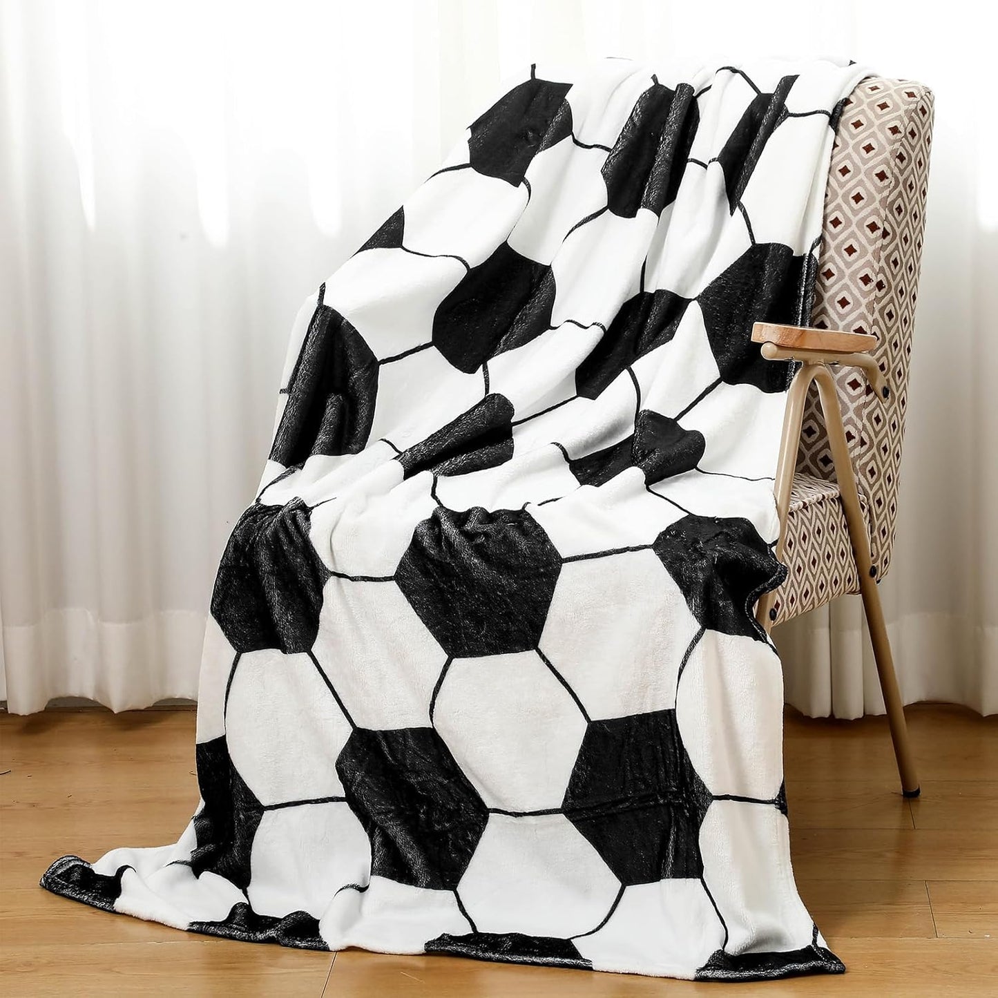 1 Pcs Soccer Flannel Blanket 40"x60" Soccer Fleece Throw Blanket for Teen Team Coach Gifts Ball Themed Accessories Decoration for Sport Lovers Birthday Christmas Adult Gift Favors