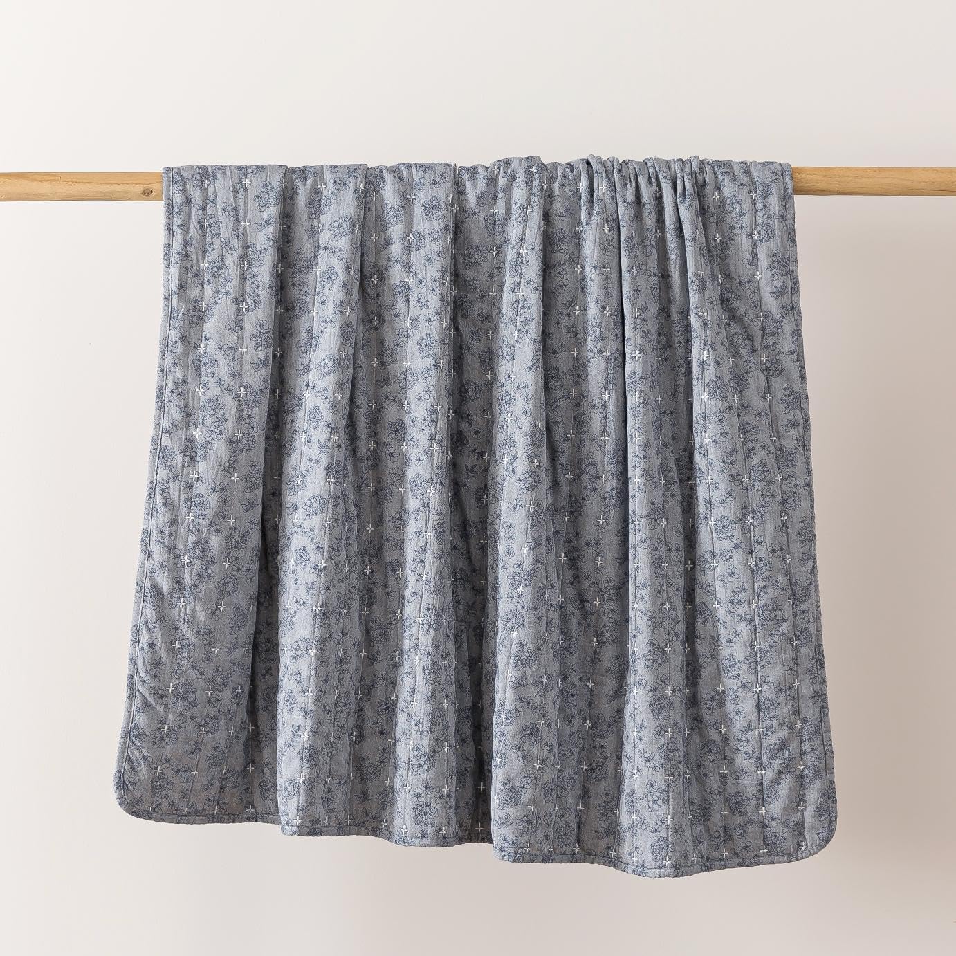Soul & Lane Blue Whisper Diamond Cotton Quilted Throw Blanket - 50" x 60", Modern Gray Decorative Throw for Couch and Bed, Lightweight Contemporary Diamond Pattern Lap Quilt