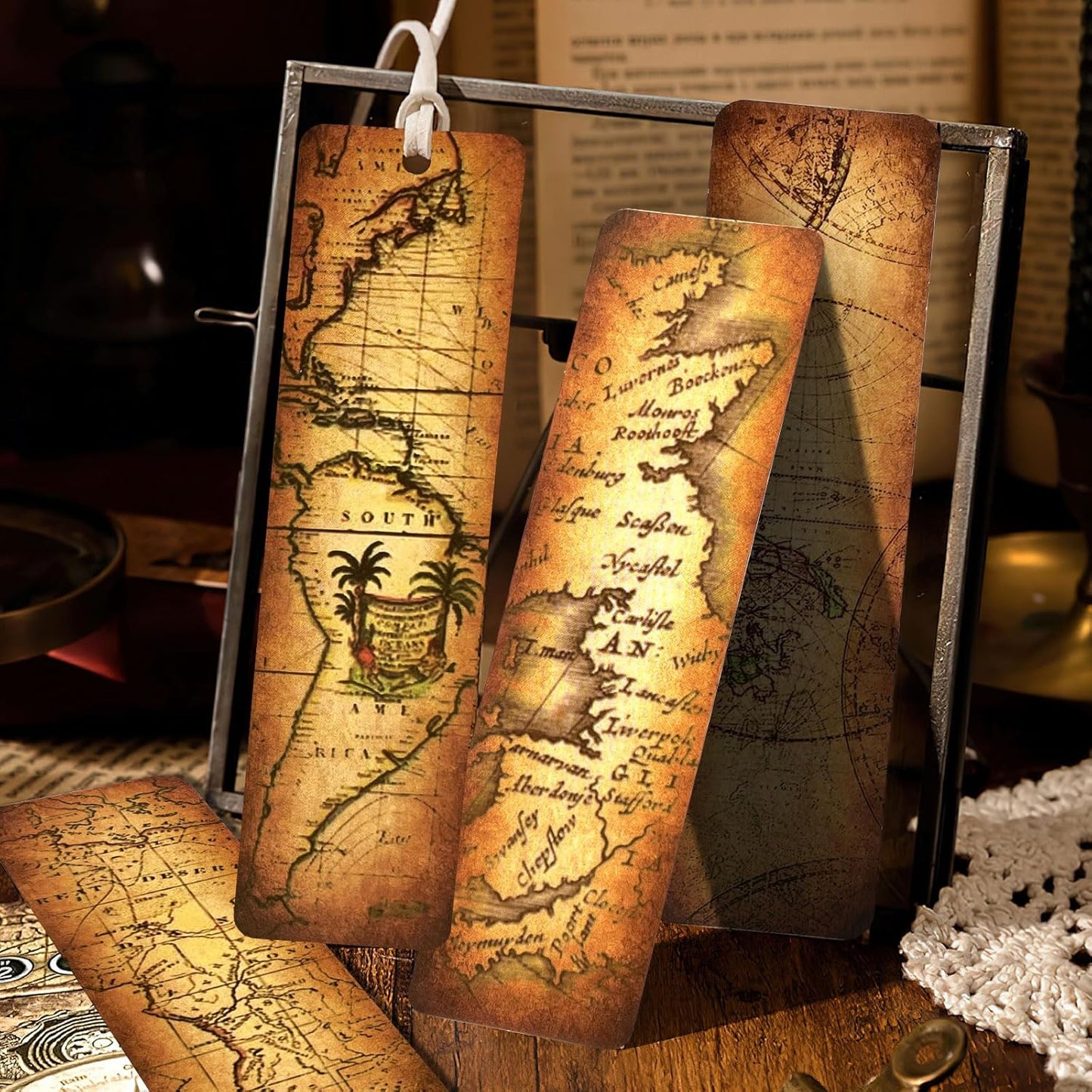 30 PCS Vintage Map Bookmarks,Cardboard Bookmarks for Men Women Book Lovers Students,Retro Paper Bookmark Reading Page Markers