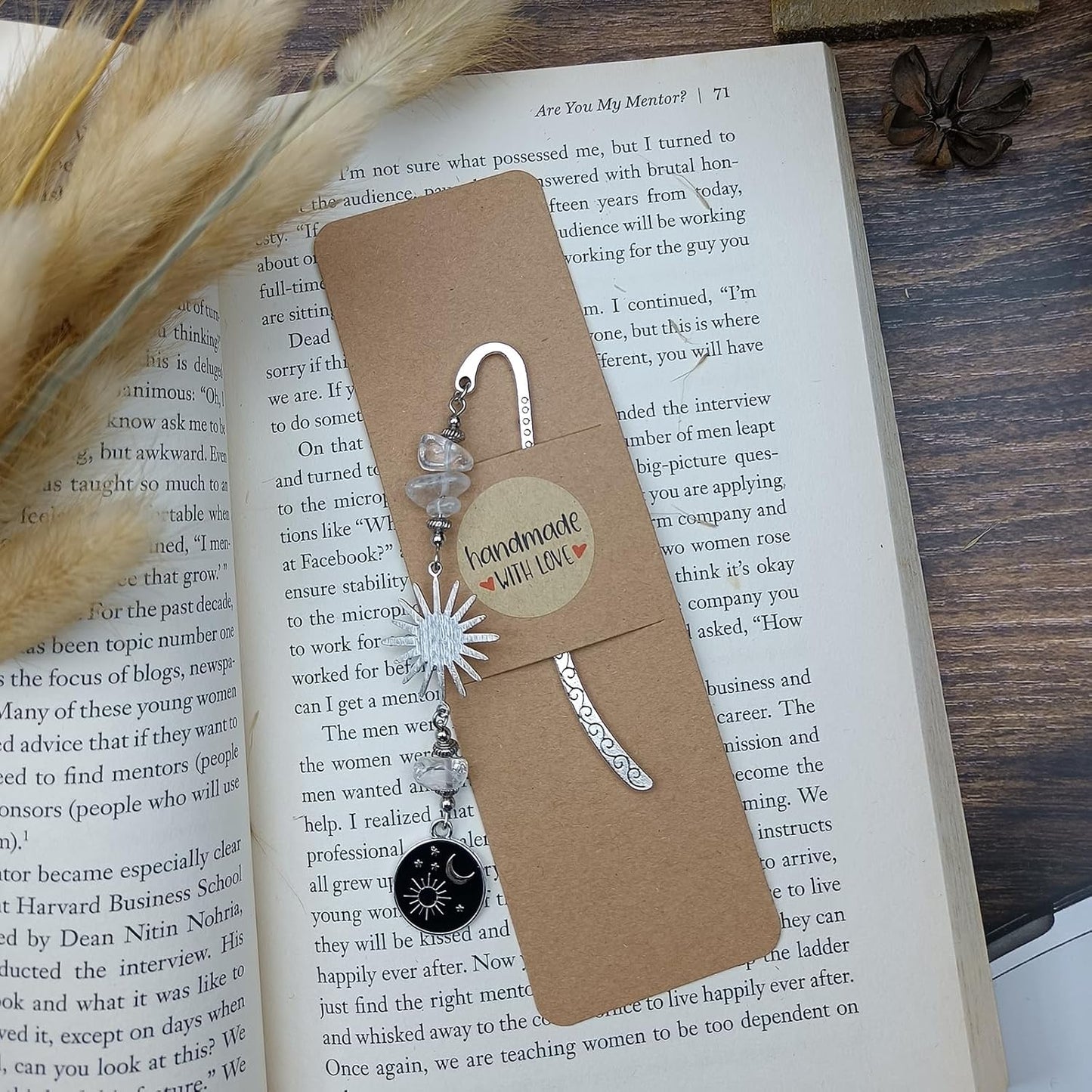 Retro Metal Bookmark for Bookish Gifts Wing Mask Bow and Arrow Charms Book Mark for Book Lover Gifts for Women Men (Sun and Star)