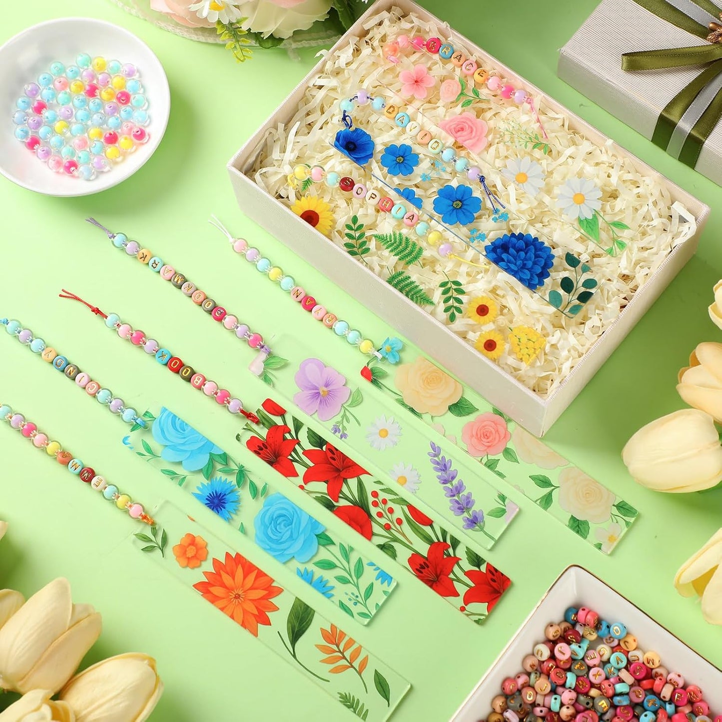 8 Pcs DIY Beadable Bookmarks Craft Kit with 280 Beads Beadable Items Bookmark Making Kit for Reading Women Adults Jewelry Pendant Charm Gift for Christmas Book Lovers Teacher Office Supplies