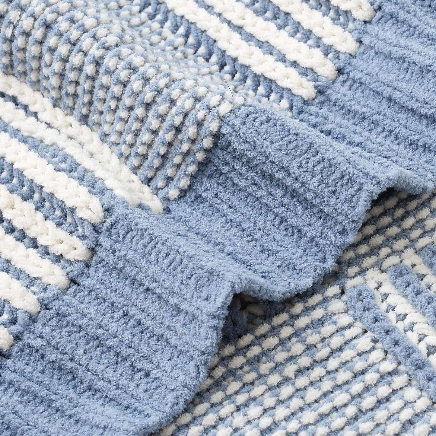 Amélie Home Checkered Knit Throw Blanket for Couch, Chenille Texture Decorative Soft Blanket for Sofa & Chair, 60"x80", Blue & Ivory