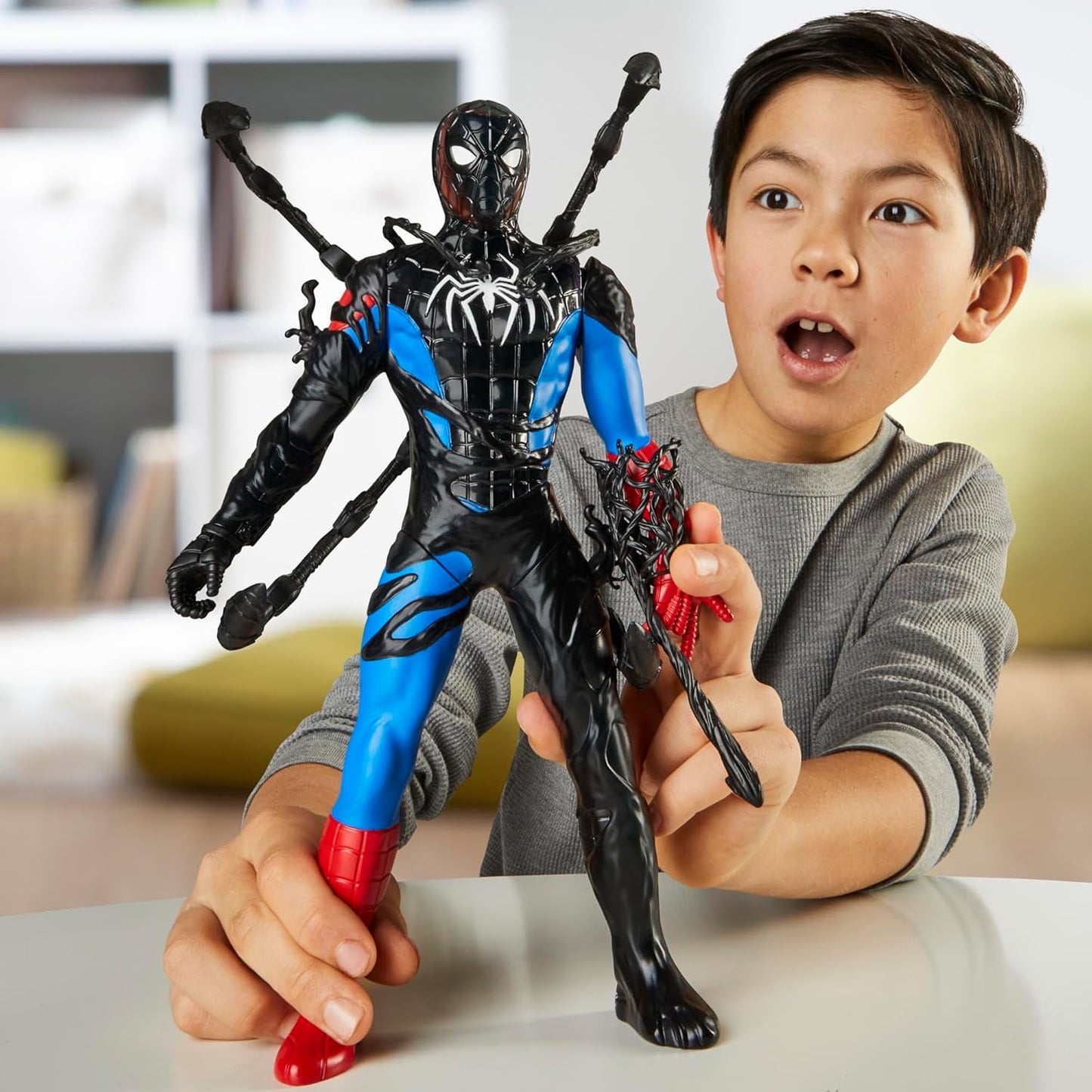 Marvel Spider-Man VenomVersus Spider-Man Liquid Shifter Action Figure with Accessories, 11-Inch-Scale Super Hero Toys for Kids Ages 4 and Up
