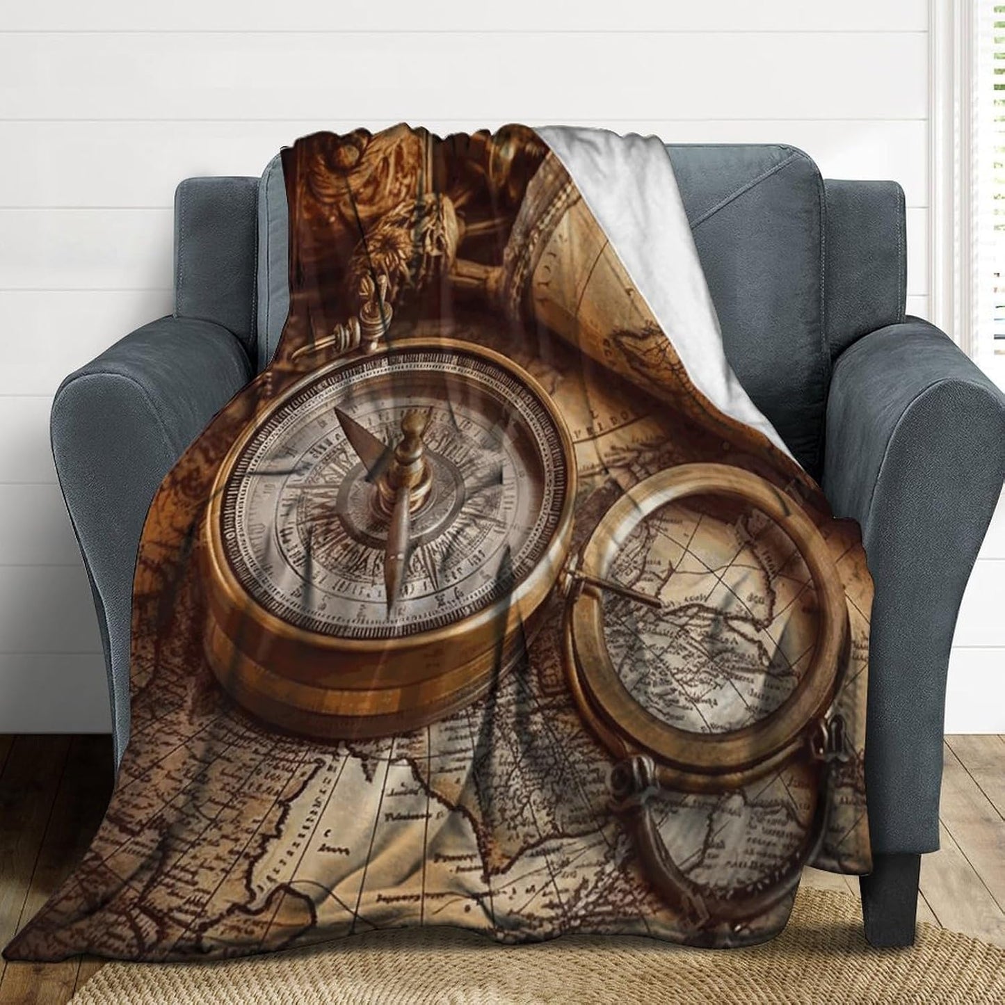 Compass and Old World Map Throw Blanket for Couch Super Soft Warm Lightweight Throw Blankets Cozy Flannel Bed Blanket Cute Decorative Blankets for All Seasons Home Decor Gift 60"*80"（150 * 200cm）