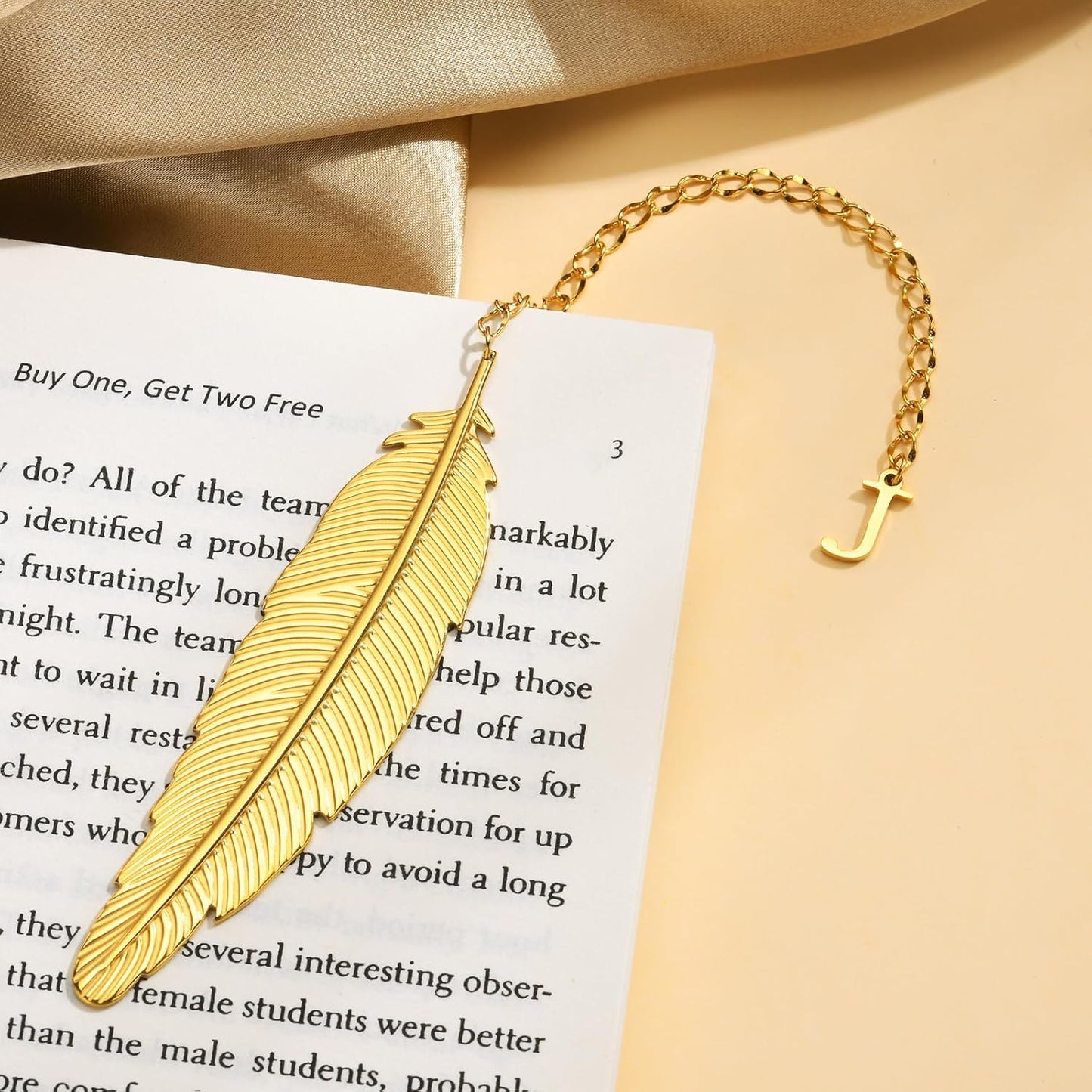 Metal Feather Bookmark with Initial - Cute 26 Letters Custom Initial Book Marks for Reading Women Book Lovers Gifts Teacher Appreciation Gifts Personalized for Readers Mom Student Friend