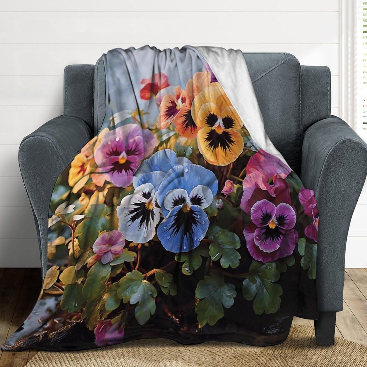 Pansy Flowers Throw Blanket for Couch Super Soft Warm Lightweight Throw Blankets Cozy Flannel Bed Blanket Cute Decorative Blankets for All Seasons Home Decor Gift 30"*40"（76 * 100cm）
