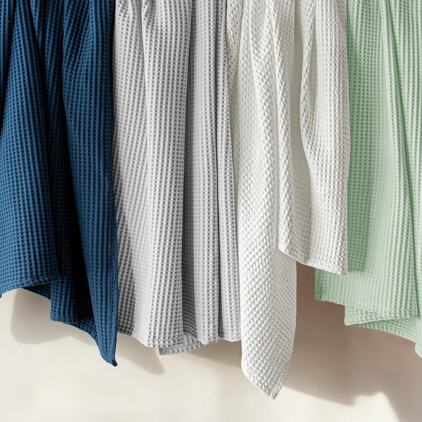 Exclusivo Mezcla 100% Cotton Waffle Weave Blanket King Size, Soft, Lightweight and Breathable Muslin Gauze Blanket for Bed, All Season, 90"x104", Sage Green