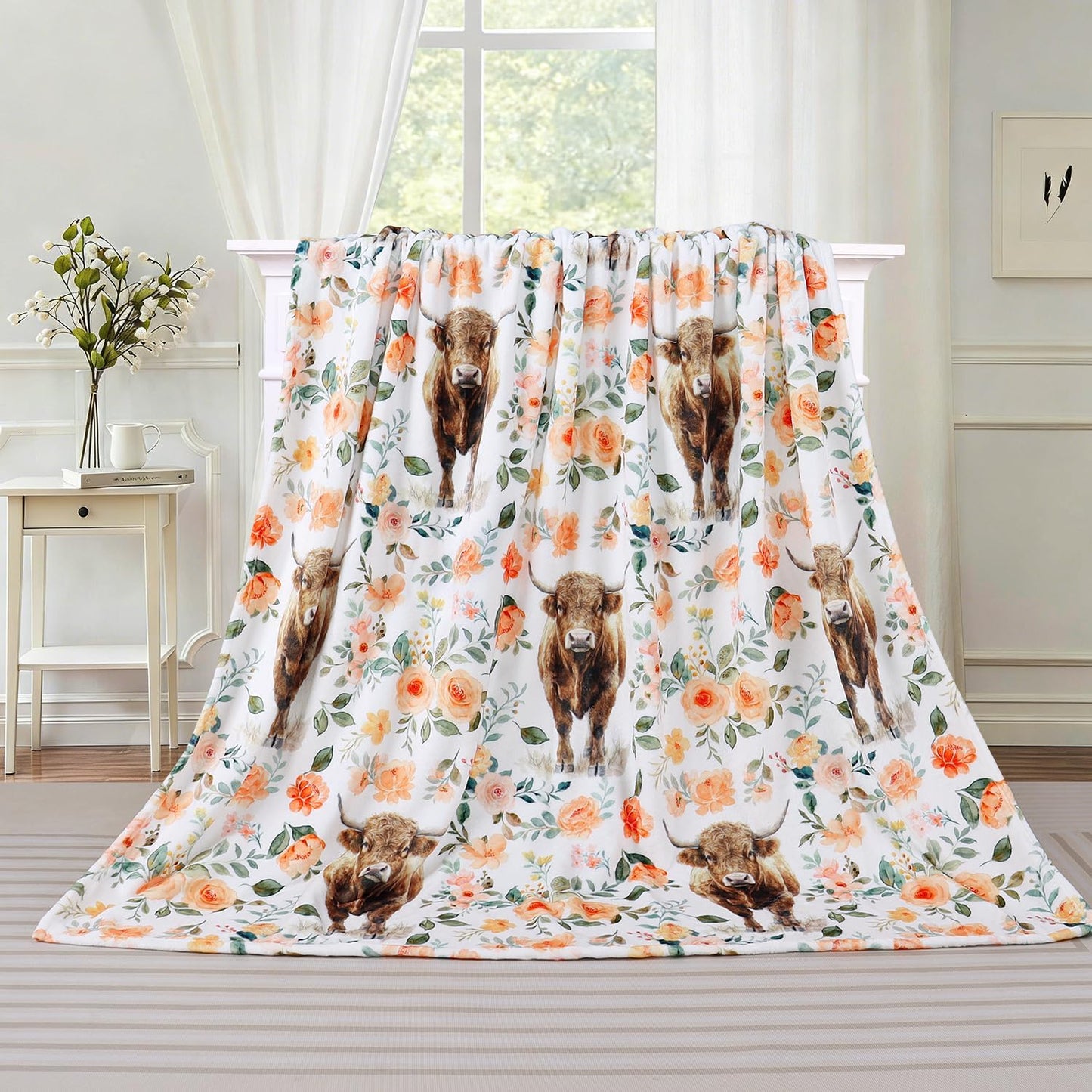 Highland Cow Blanket Watercolor Flower Floral Throw Blanket Rustic Cow Print Blankets Farmhouse Plush Throw Blankets Fuzzy Cozy Soft Warm Fleece Blankets for Couch Bed Sofa 60 x 80 Inch