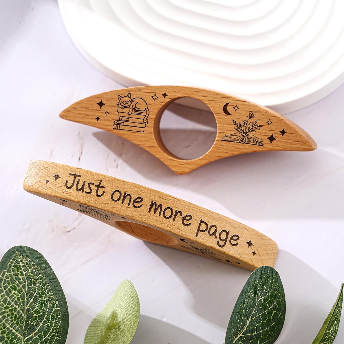 Custom Thumb Book Page Holder - Just One More Page Personalised Wooden Thumb Page Holder for One-Handed Reading, Gift for Teachers and Book Lovers