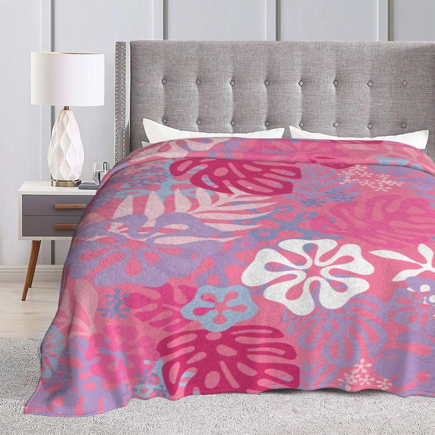 Hawaii Flowers Pink Throw Blankets All Season Ultra Soft Warm Tropical Aloha Pattern Fleece Blanket for Home Bed Sofa Couch Chair Outdoor Travel Camping 80x60 Inch