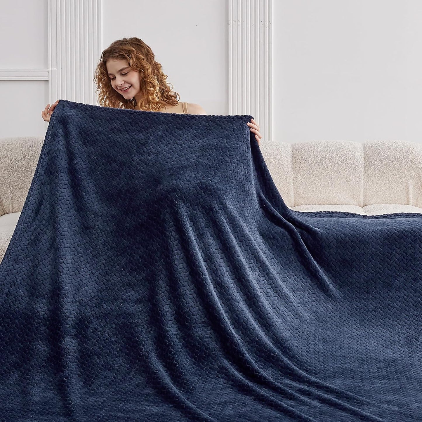 Oversized King Fleece Blanket 120x138 Inches, Seamless Soft Cozy 3D Jacquard Flannel Blanket 10'x11.5' Extra Large for Bed, Sofa, Couch, Travel & Camping, California King Throw, Navy Blue Leaf