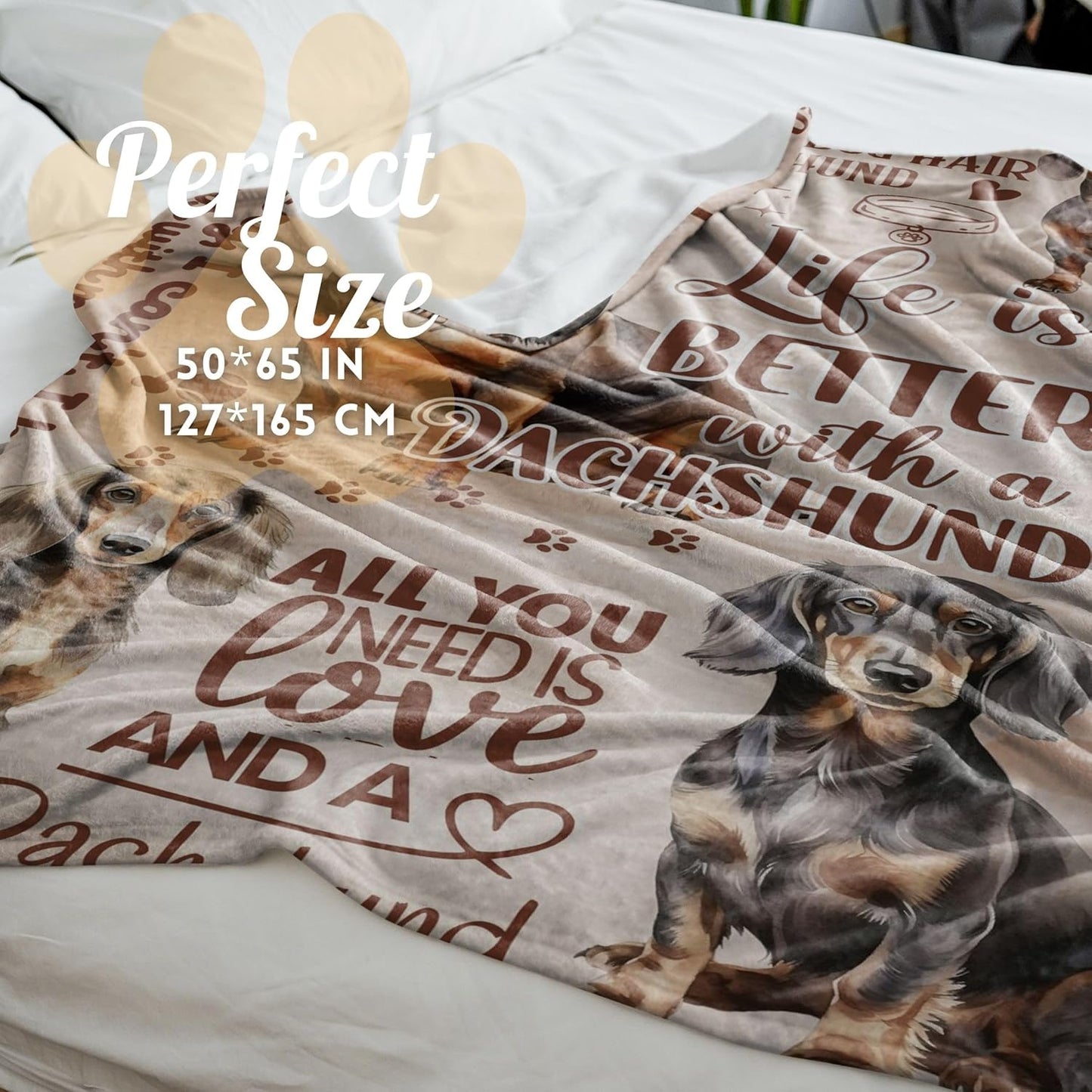 Dachshund Gifts for Women, Weiner Weenie Flannel Throw Blanket for Dog Mom Dad Owner, Beige, 50x65 Inches