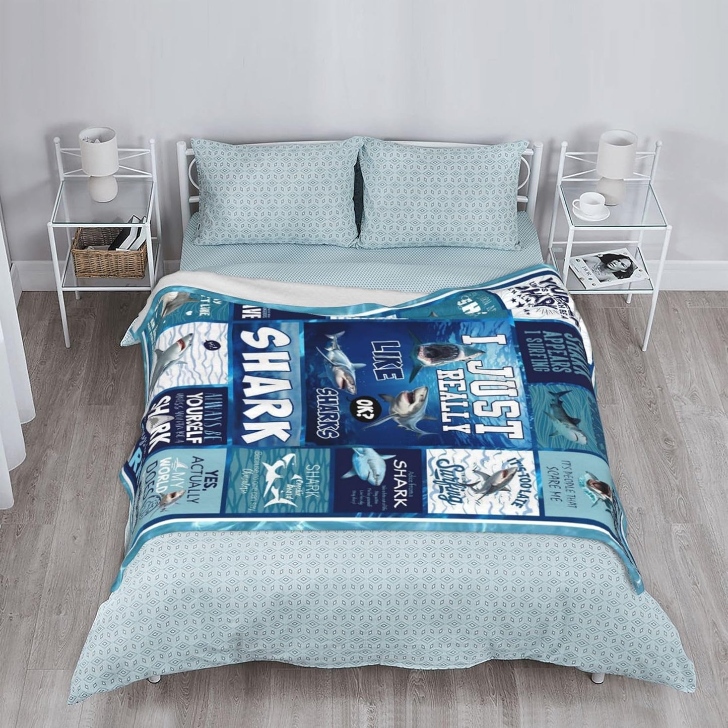 Shark Throw Blanket, Soft Flannel Throw Blanket for Couch, Bed, Travel, Living Room & Home Decor, Cozy Lightweight Warm Fluffy Fuzzy Blankets for Adults Women Girls (Shark, 60"x50")