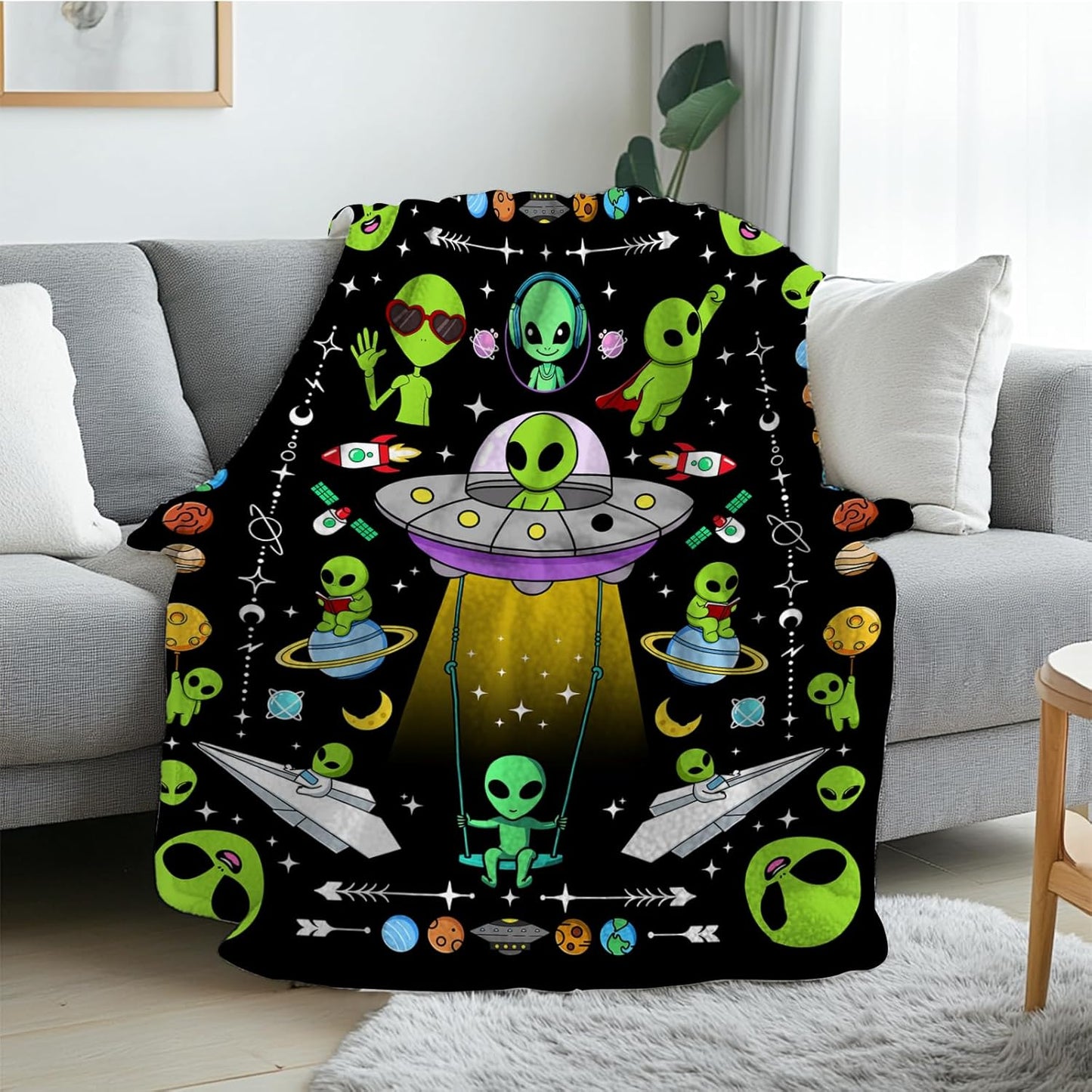 Alien Blanket Gift for Women, Cozy Warm Blanket Gifts for Alien Lovers Soft Throw Blanket for Bed Sofa, Gifts for Christmas Thanksgiving 40x50in