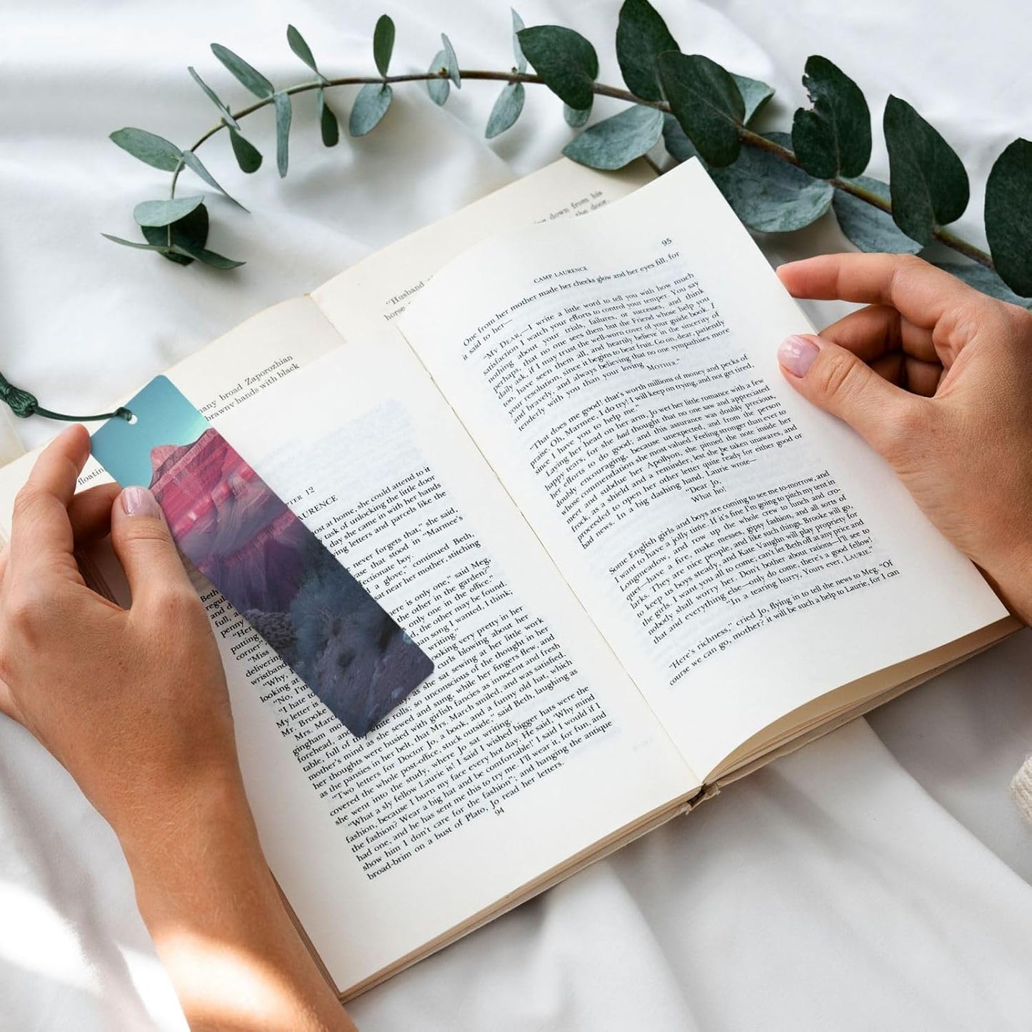 Grand Canyon Bookmarks Gifts for Women Men, Wooden Bookmarks for Book Lovers, Vintage Book Marks Ornaments with Tassel, Unique Personalized Reading Page Markers Dark Green