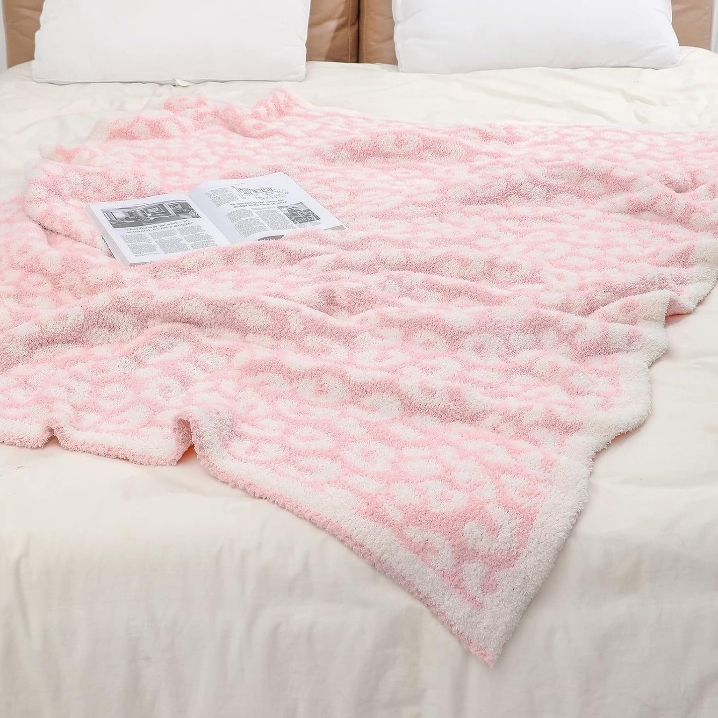 bearberry Fuzzy Leopard Knitted Throw Blanket Soft Cozy Warm Microfiber Blanket for Couch Sofa Bed Travel (Pink/Cream, 40"x50")