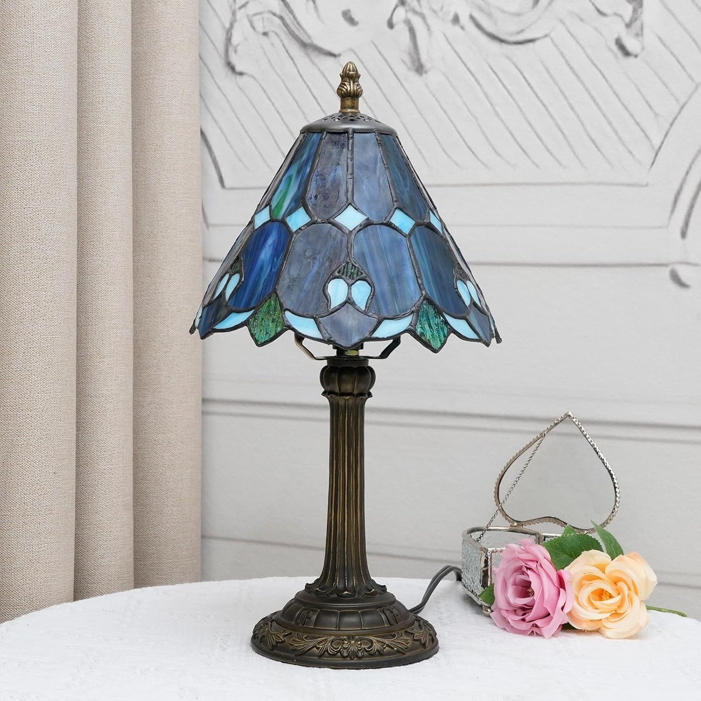 Tiffany Lamp Bedside Table Lamp-Nightstand,Stained Glass Lamp for Bedroom Dorm Living Kitchen, Aesthetic Cute Home Decor Gift (OFU1158)