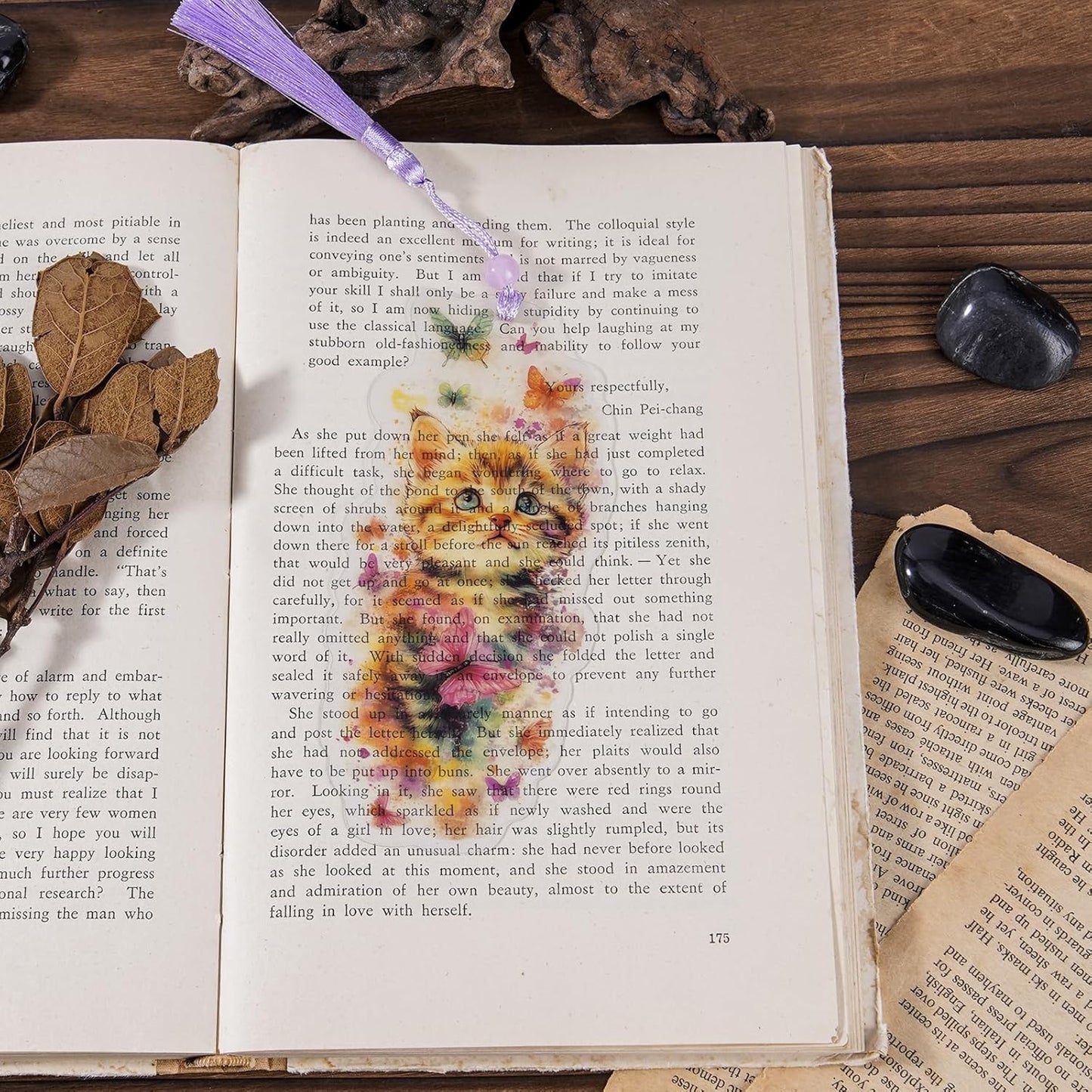 Cute Cat Bookmarks Gifts - 4 Pcs Cartoon Cats Butterflies Bookmark with Tassels Stained Glass Book Marks Gift Office Home Supplies for Women Kids Reading Lovers Writers Teacher Students Reader