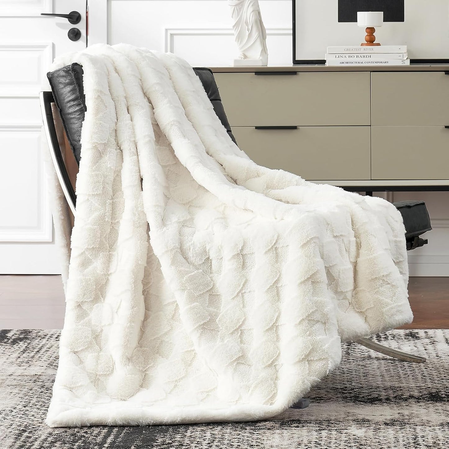Cozy Bliss Faux Fur Textured Throw Blanket for Couch Super Soft Fuzzy Checkered Bed Blanket Gift for Women Premium 3D Geom Jacquard All Season Use Cream White 50"*60"