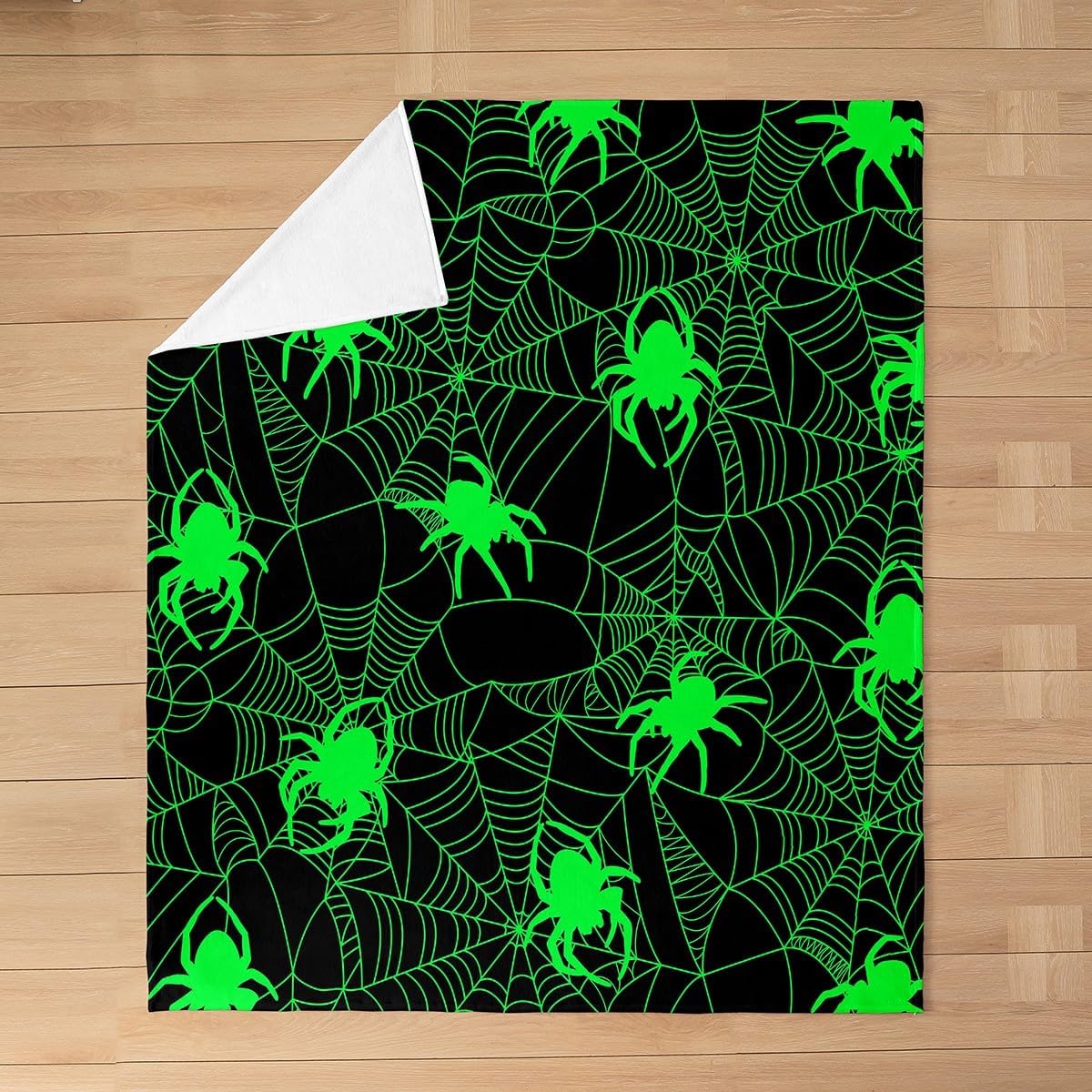 Feelyou Halloween Themed Spider Web Plush Throw Blanket, Fluorescent Green All Season,Blanket for Sofa Couch Decorative Scary Spider Flannel Fleece Blanket Spider Animal Bedroom Queen 90"x90"