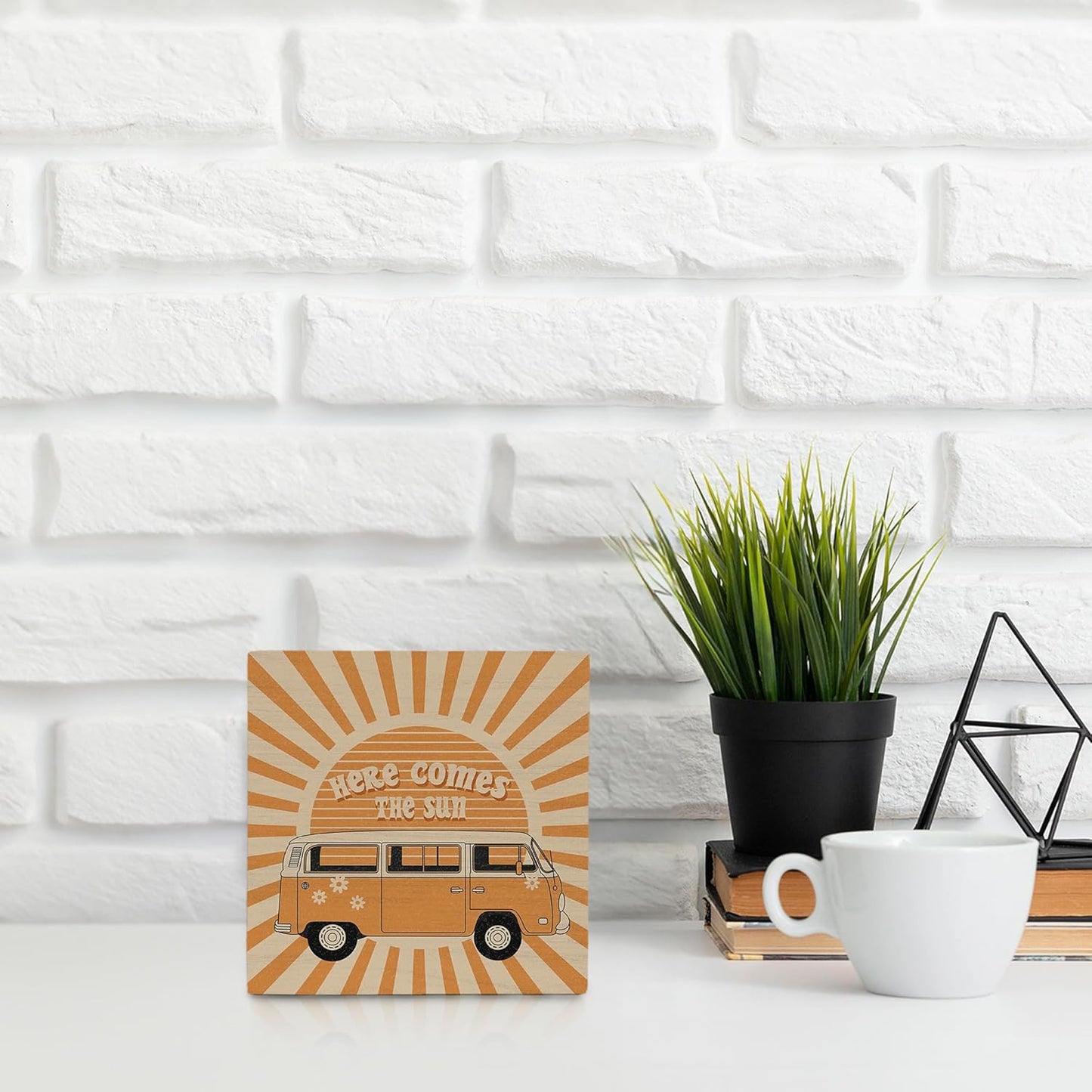 Here Comes the Sun Wood Box Sign Desk Decor,Trendy Retro Groovy 70s Wooden Box Sign Block Plaque for Home Bedroom Girls Room College Dorm Shelf Table Decor