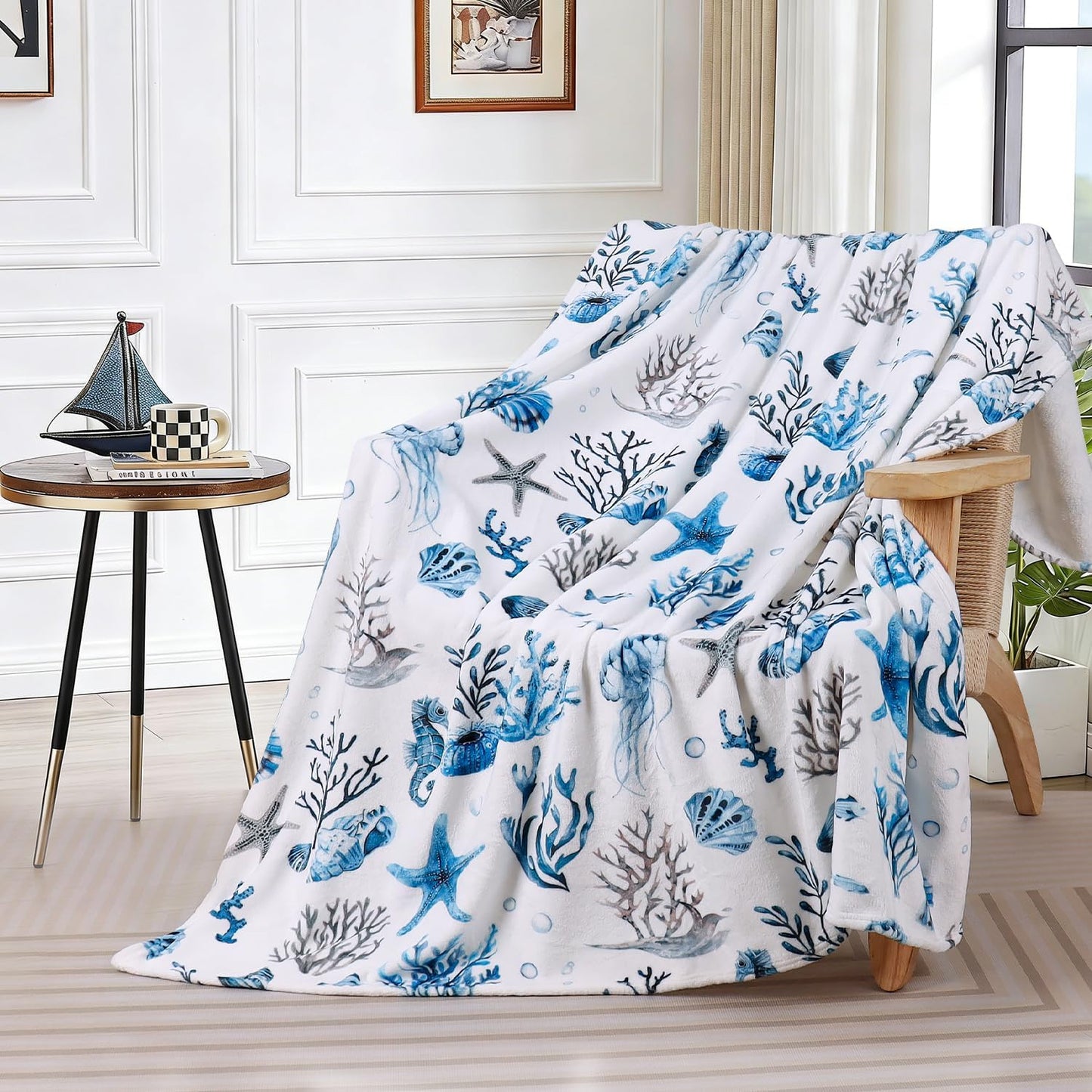 Nautical Coastal Throw Blanket Ocean Beach Throw Blanket Starfish Coral Jellyfish Shell Ocean Theme Warm Cozy Blankets Super Soft Plush Flannel Fleece Blankets for Couch Sofa 60"x80"
