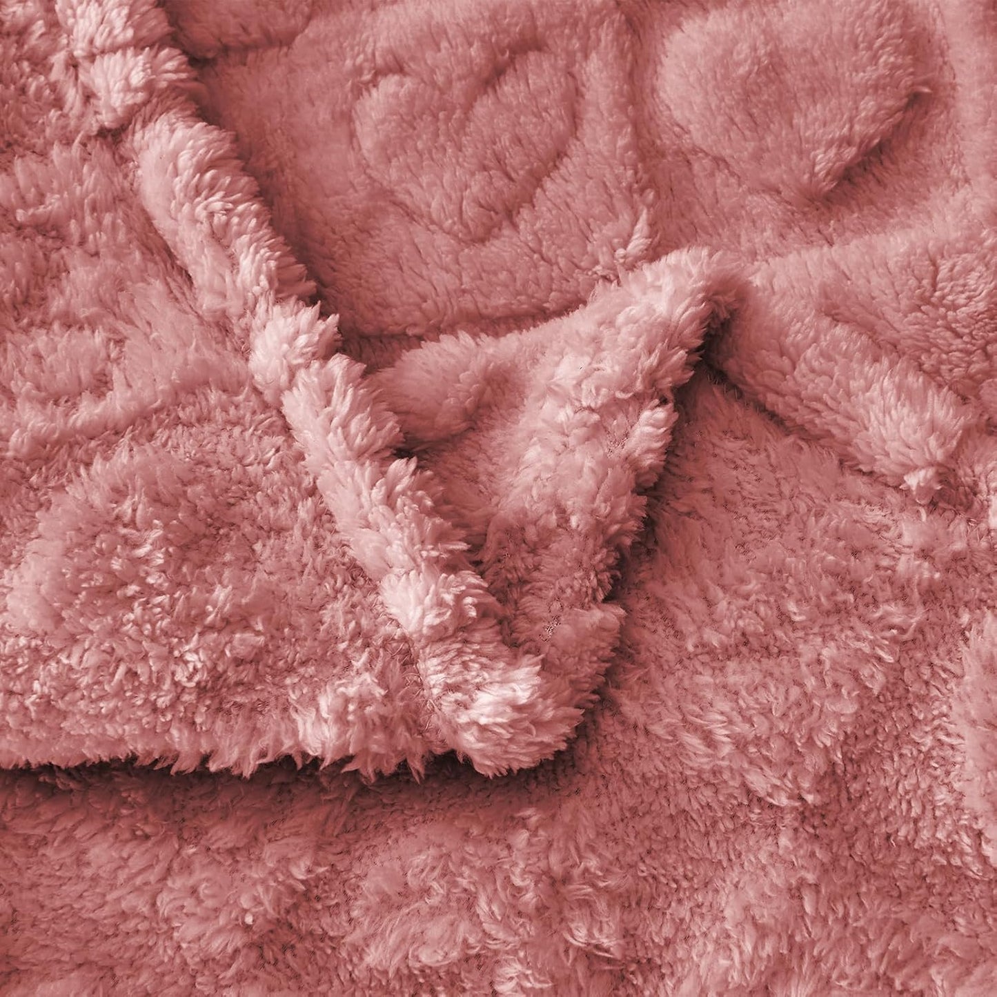FY FIBER HOUSE Throw Blankets with Heart Checkered Valentines Day Blankets for Lover Mom Gifts Washable Lightweight Fuzzy Blanket for Couch Sofa Bed All Season Pink 50"x60"