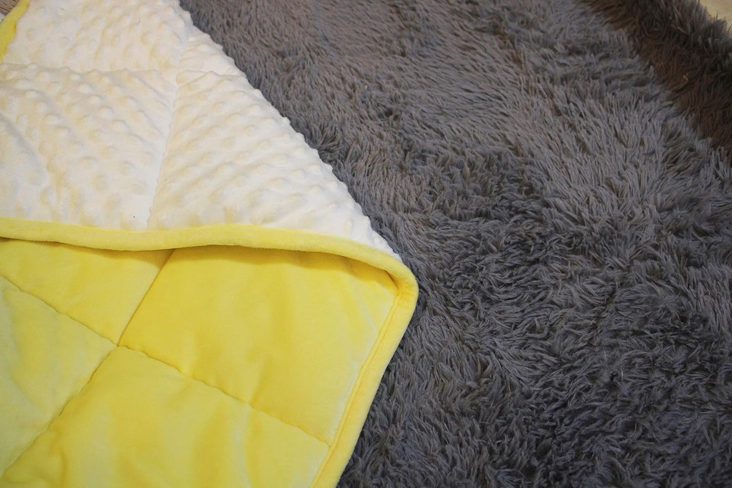 ALANSMA Reversible Weighted Blanket for All Season, Luxury Velvet, Warm and Cool, Adult 15Lb Yellow Weighted Blanket, Enjoy Sleeping Anywhere(Light Yellow,60"x80" 15lbs)
