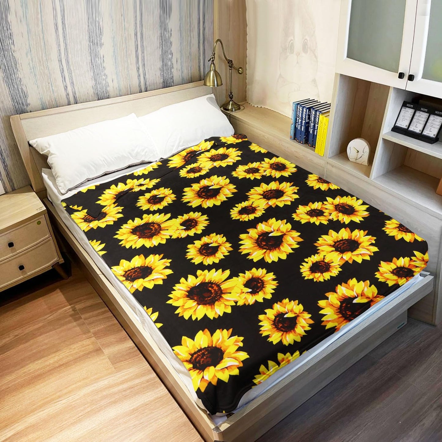 HommomH Sunflower Blanket, 60"x80" Double Sided Print Soft Warm Reversible Throw Blanket for Women Girls Birthday, Black