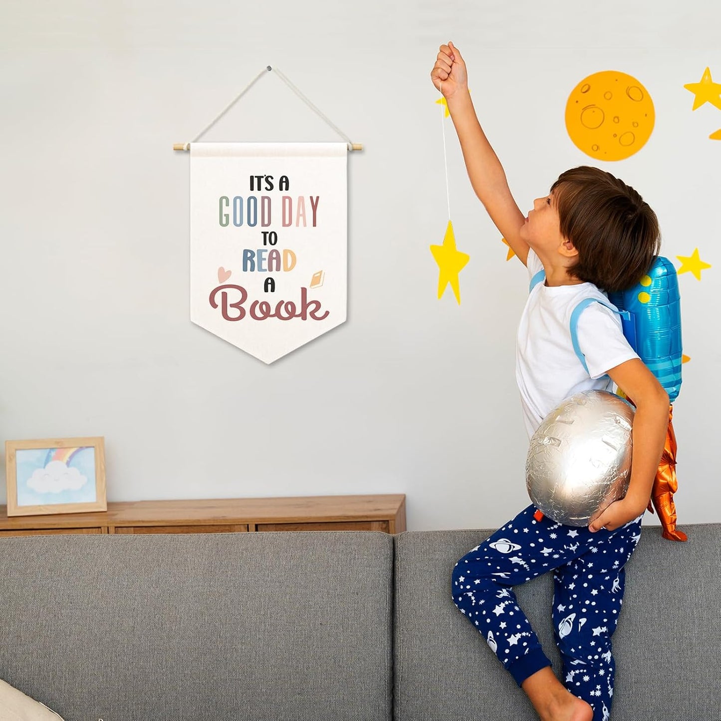 It's A Good Day to Read A Book Kids Room Decor, Boho Reading Classroom Banner Canvas, Nursery Wall Hanging Decor Art Pennant Flag for Reading Nook Corner Playroom Toddler Room Library 11x15in