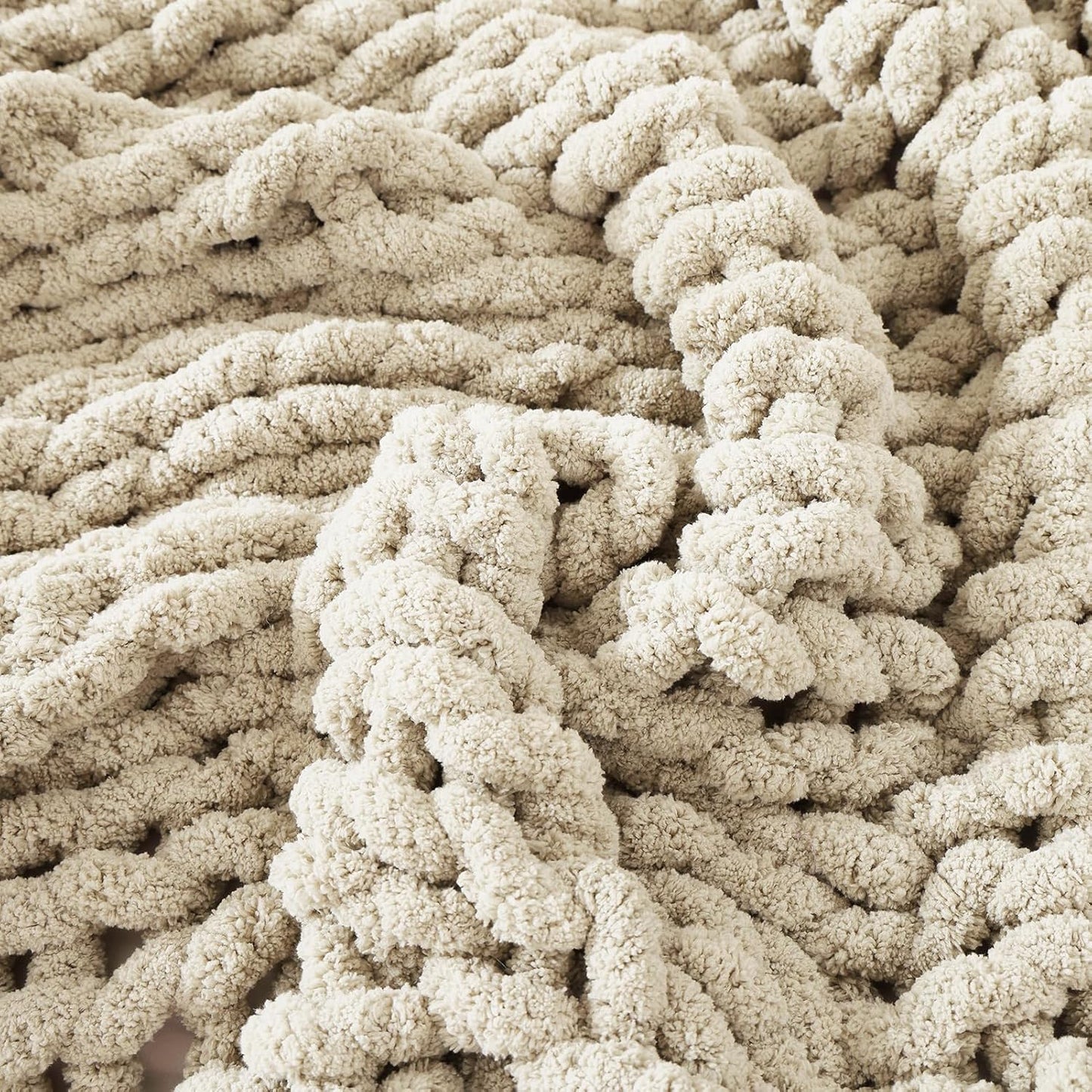 WRENSONGE Chunky Knit Blanket Throw Beige Large Soft Fluffy Cable Knit Crochet Throw 100% Hand Knitted Blanket for Couch Bed(50"x60")