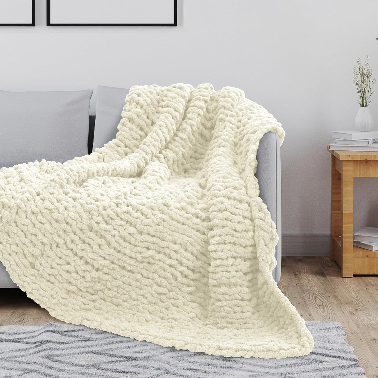 Chunky Knit Blanket Throw, 60x80inch Soft Chenille Yarn Throw, Handmade Warm Thick Cable Knit Crochet Blanket, Large Rope Knot Throw Blanket for Couch Bed Sofa,White