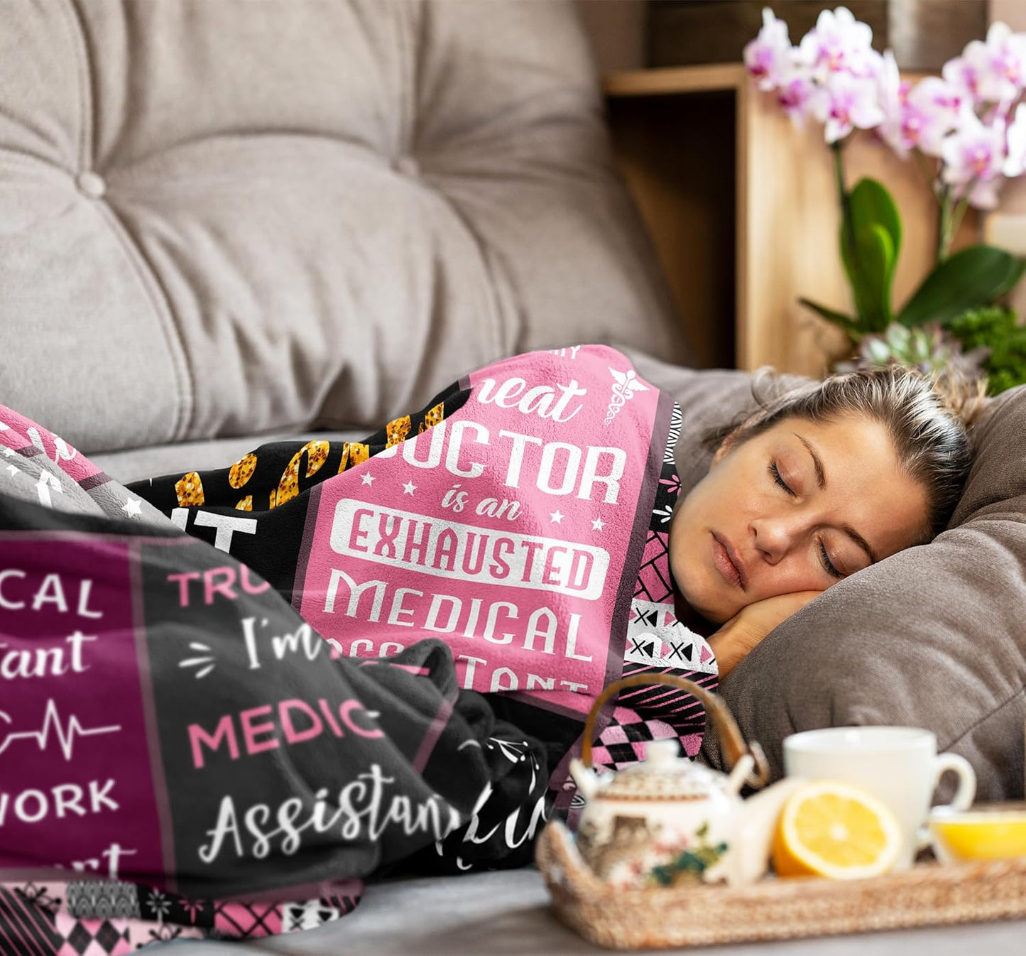 Medical Assistant Gifts, Medical Assistant Accessories, Medical Assistant Week Appreciation Gifts Blanket 50"x60", Medical Assistant Gift for Coworkers, Ma Gifts for Women Medical Assistants