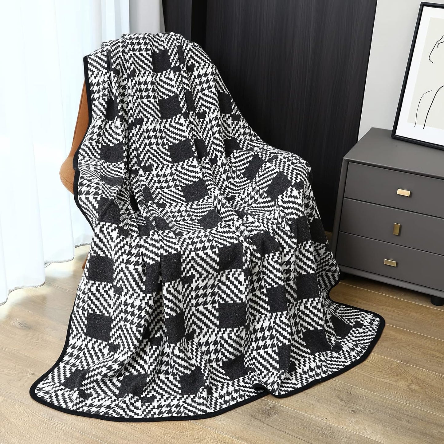 PuTian Merino Wool Blanket - 63" x 51" Thick Warm Soft Twin Bed Throw - Great for Camping, Outdoors, Travel, Car, Couch, All Seasons Houndstooth Black