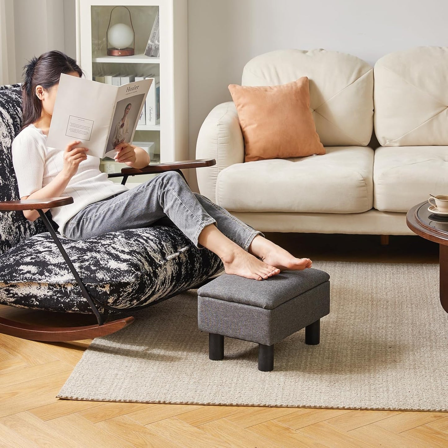 Linen Small Ottoman Foot Rest, Foot Stools with Storage Small, Upholstered Rectangle Wood Ottoman with Safety Hinge Flip Top, Bed Stool for Bedroom Dorm Light Gray YD-JD1364