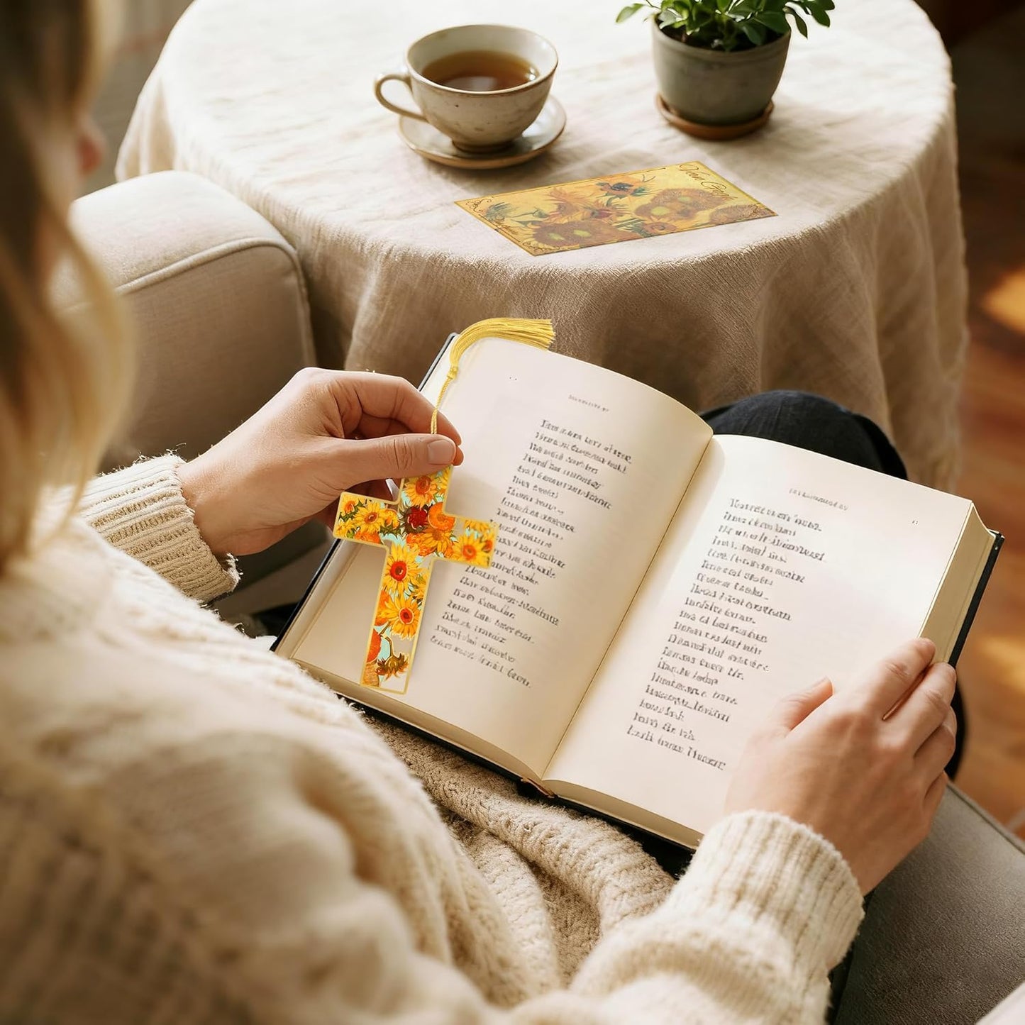 6pcs Metal Bookmarks Cross Bookmarks for Women Men Kids Teacher Book Lovers Gifts, Christian Religious Bible Personalized Bookmark with Tassel Hollow Oil Painting Style Cute Book Marks
