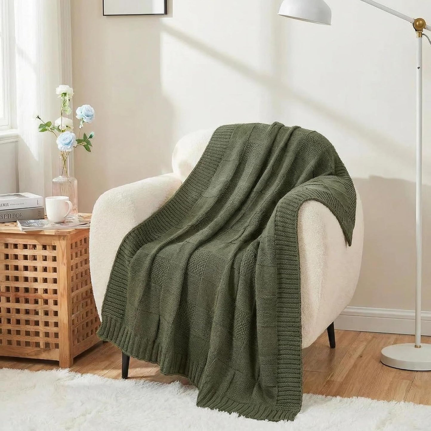 Checkered Knit Throw Blanket, Olive Green 50x60 Inches, Soft Warm Knitted Blanket for Couch, Sofa, Bed, Living Room, Bedroom, All Season Decorative Home Throw, Cozy Gift Blanket
