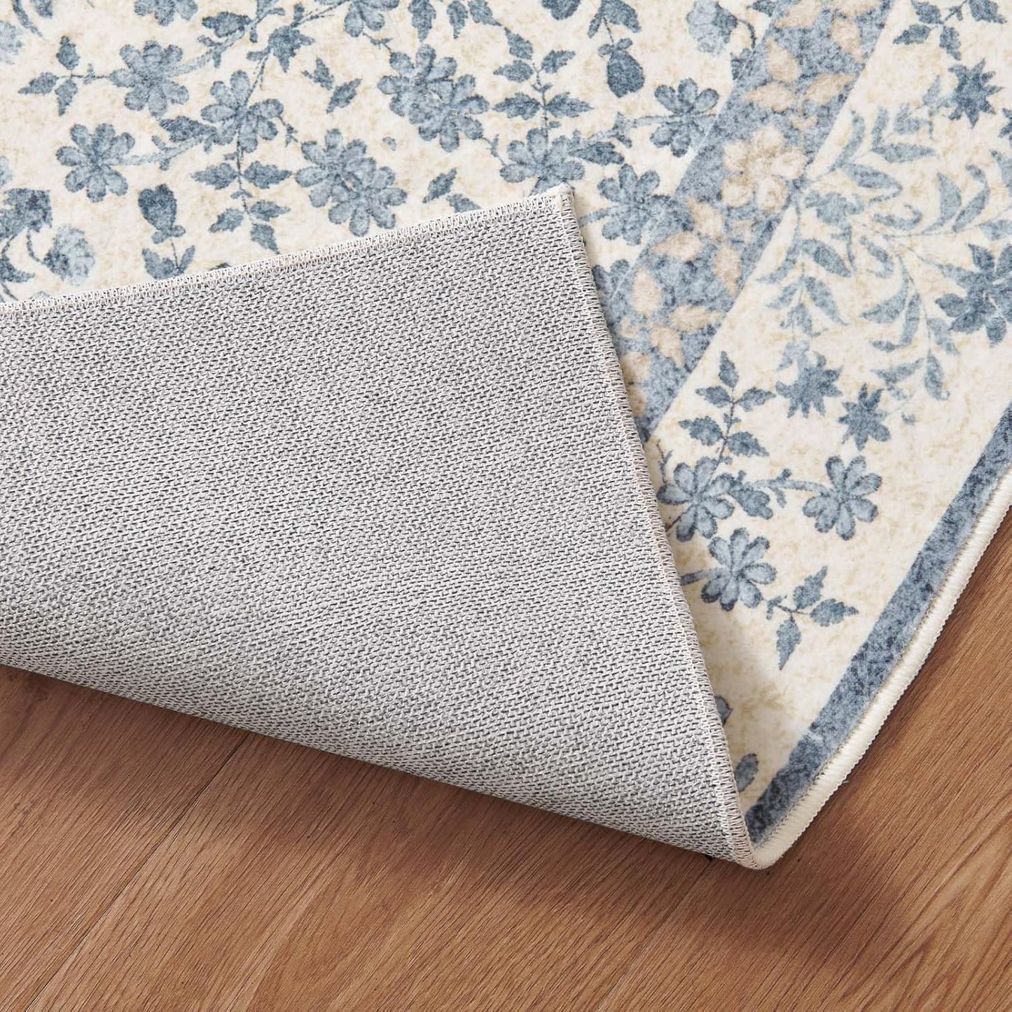jinchan Zenith Corner Rug 5x5 Area Rug Floral Soft Aesthetic Rug Non-Slip Low Pile Machine Washable Carpet for Entryway Bedroom Kids Room Kitchen College Dorm Blue/Cream