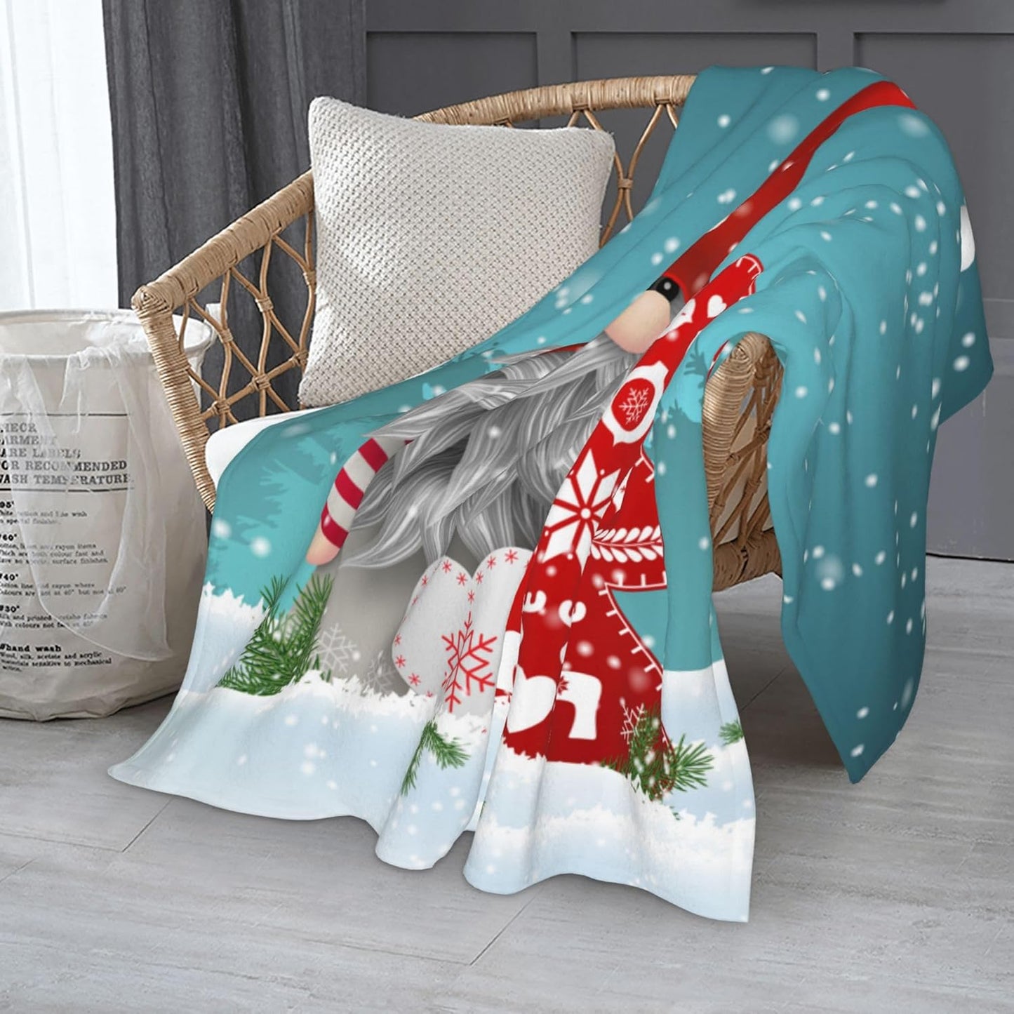 Christmas Gnomes Throw Blanket, Soft Flannel Throw Blanket for Couch, Bed, Travel, Living Room & Home Decor, Cozy Lightweight Warm Fluffy Fuzzy Blankets for Adults Women Girls (50×40 Inch)