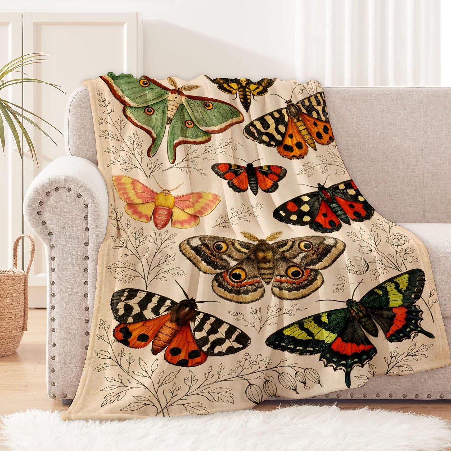 Moth Blanket for Insect Lovers and Vintage Art Fans, Retro Botanical Flannel Blankets, Gothic Nature Gifts, Soft Warm Cozy Throws for Sofa Couch Bed Living Room Bedroom Home Decor 60" x 50"