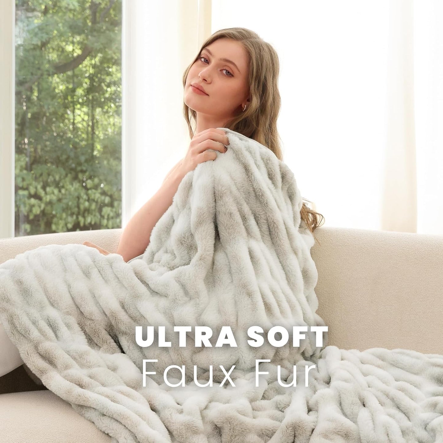 Ultra Soft Faux Rabbit Fur Throw Blanket, Cozy Fuzzy Blanket for Couch Bed, Plush Warm Decor, Luxury Thick Fluffy Blanket for Women,50x60 inches, Tie-Dyed in White and Gray