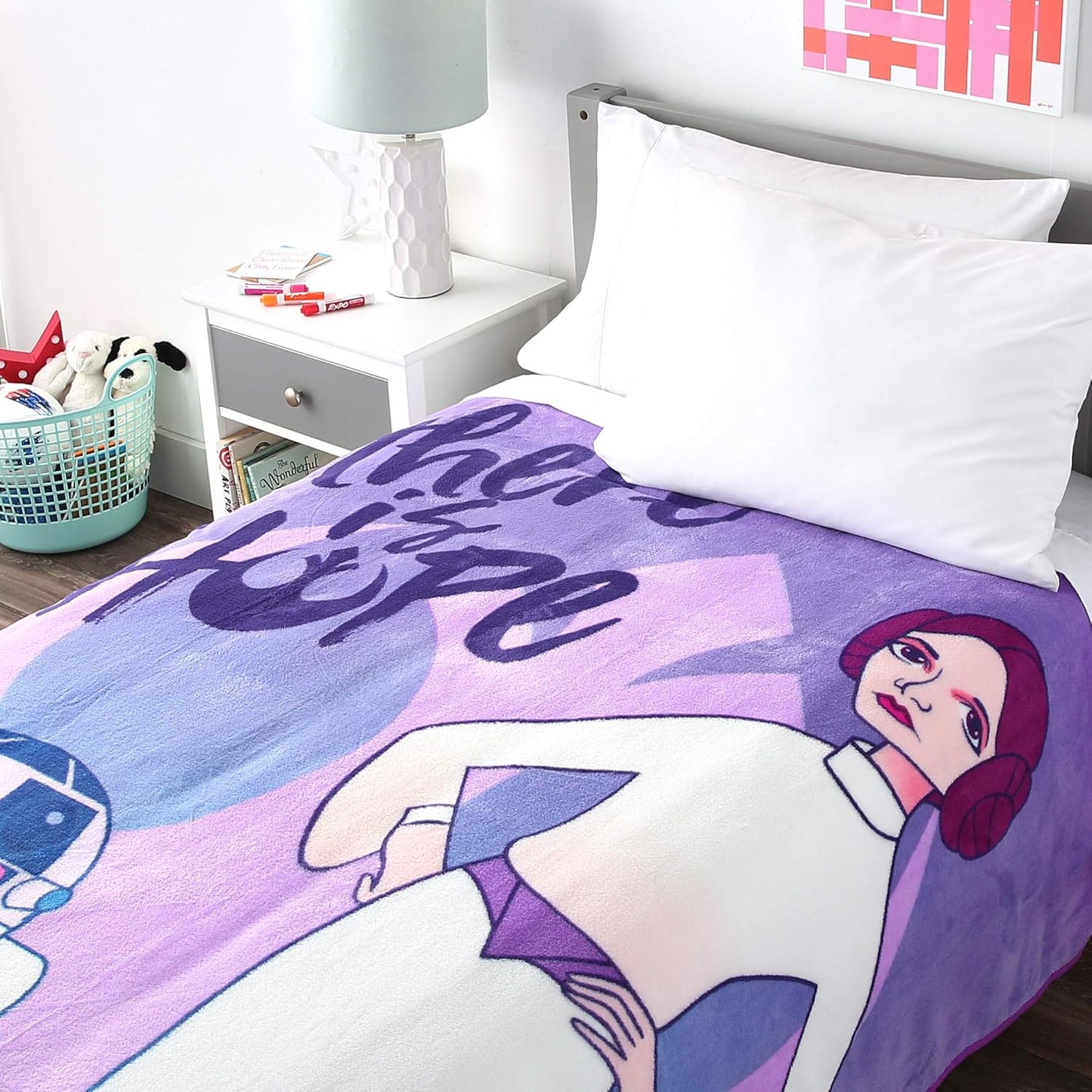 Star Wars Forces of Destiny Blanket - Measures 62 x 90 inches, Kids Bedding Features Princess Leia - Fade Resistant Super Soft Fleece - (Official Star Wars Product) (JF27347TICD)