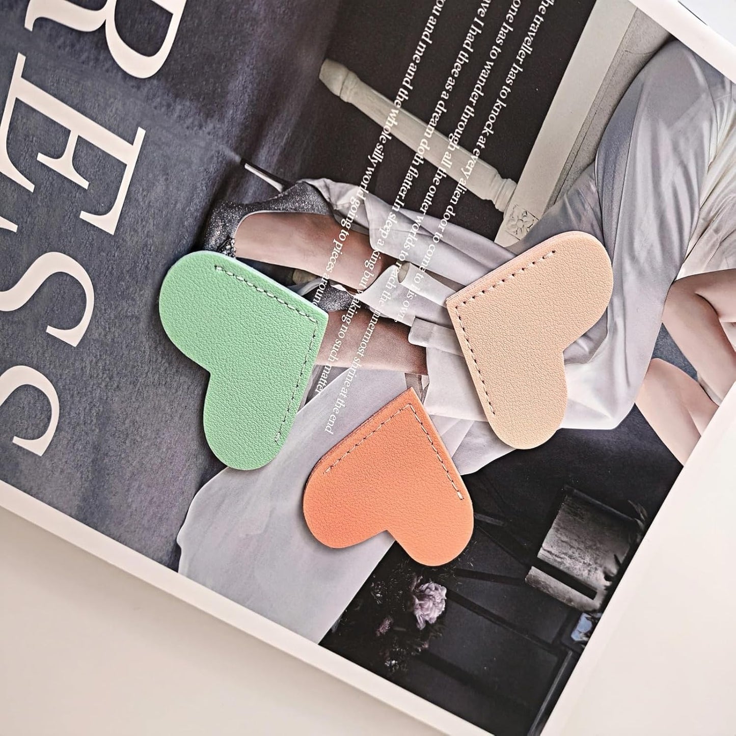 Leather Heart Bookmarks - OOEOO 8 Pieces Cute Corner Page Book Marks Gifts for Reading Women Teachers Students Book Lovers, for School Office Home Supplies(8PC Colors A)