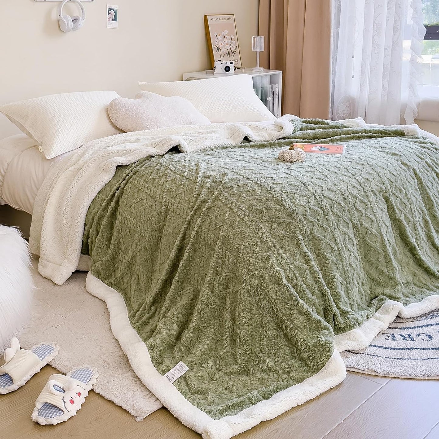 Sherpa Blanket for Bed - Fleece Soft Cozy Fuzzy Blankets Thick Warm for Winter and All Seasons (Green, Full(80"x90"))