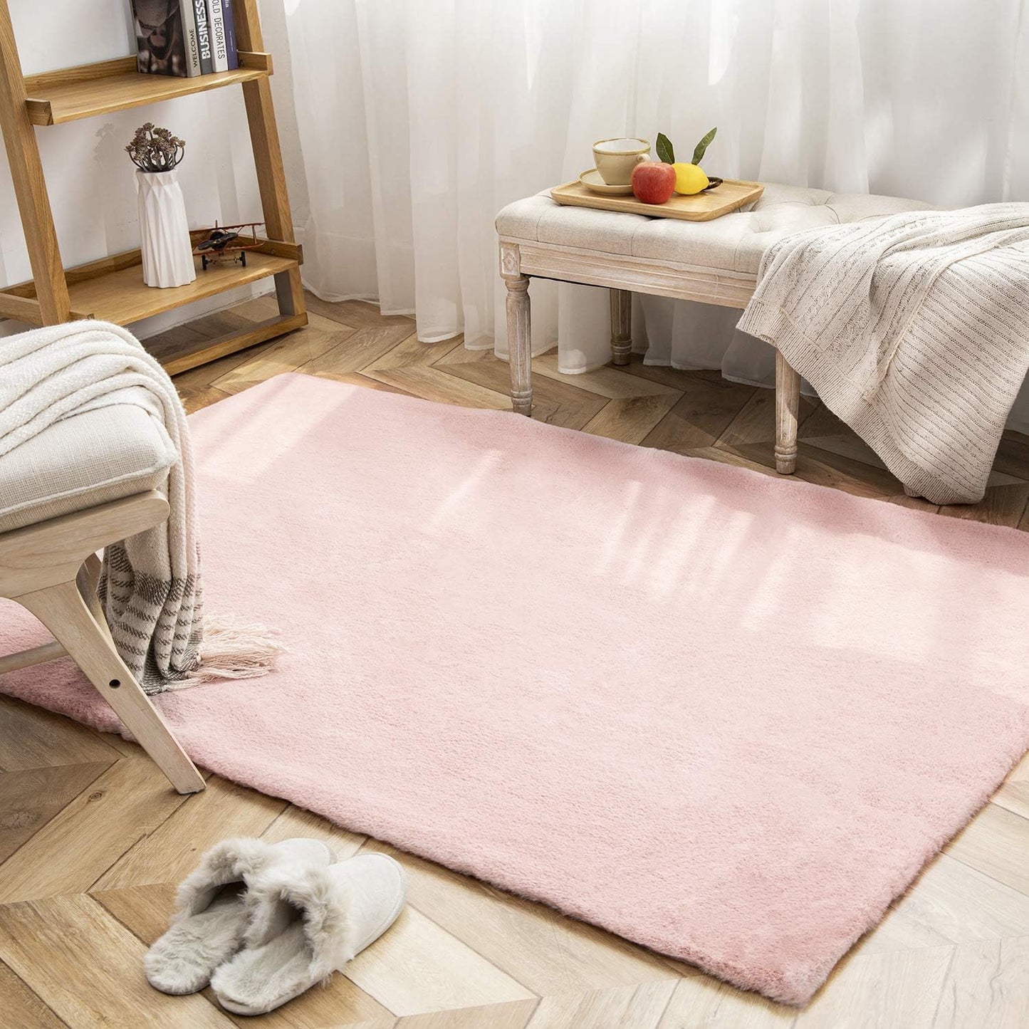 Ashler Faux Fur Rug, Ultra Soft Faux Rabbit Fur, Pink Area Rugs, 4 x 6 Feet Rectangle, Machine Washable Nursery Decor Throw Rugs for Bedroom, Kids Room, Living Room