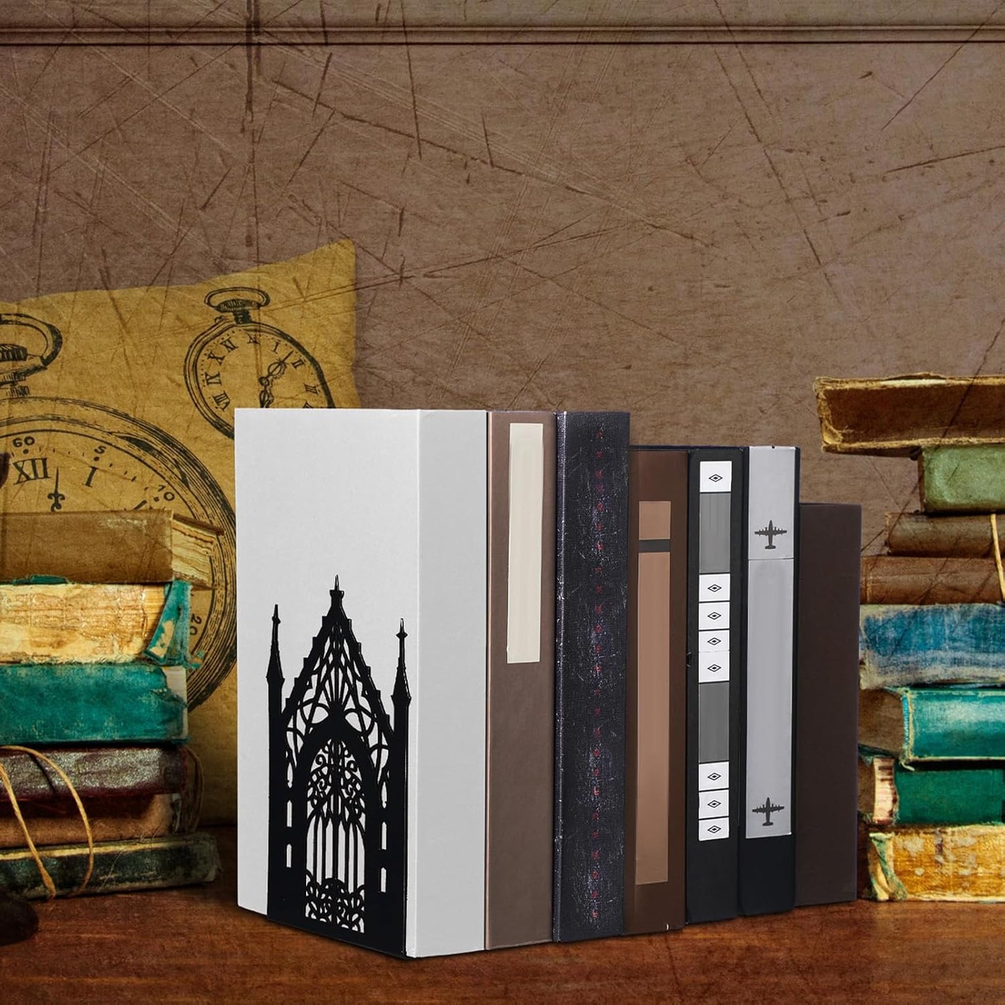 Shimeyao Gothic Metal Bookends for Shelves Decorative Black Metal Bookends Heavy Duty Black Gothic Themed Gifts Bookshelf 5.3"x4.3"x7.3" Heavy Bookshelves Holders for Office Desk Room Decor